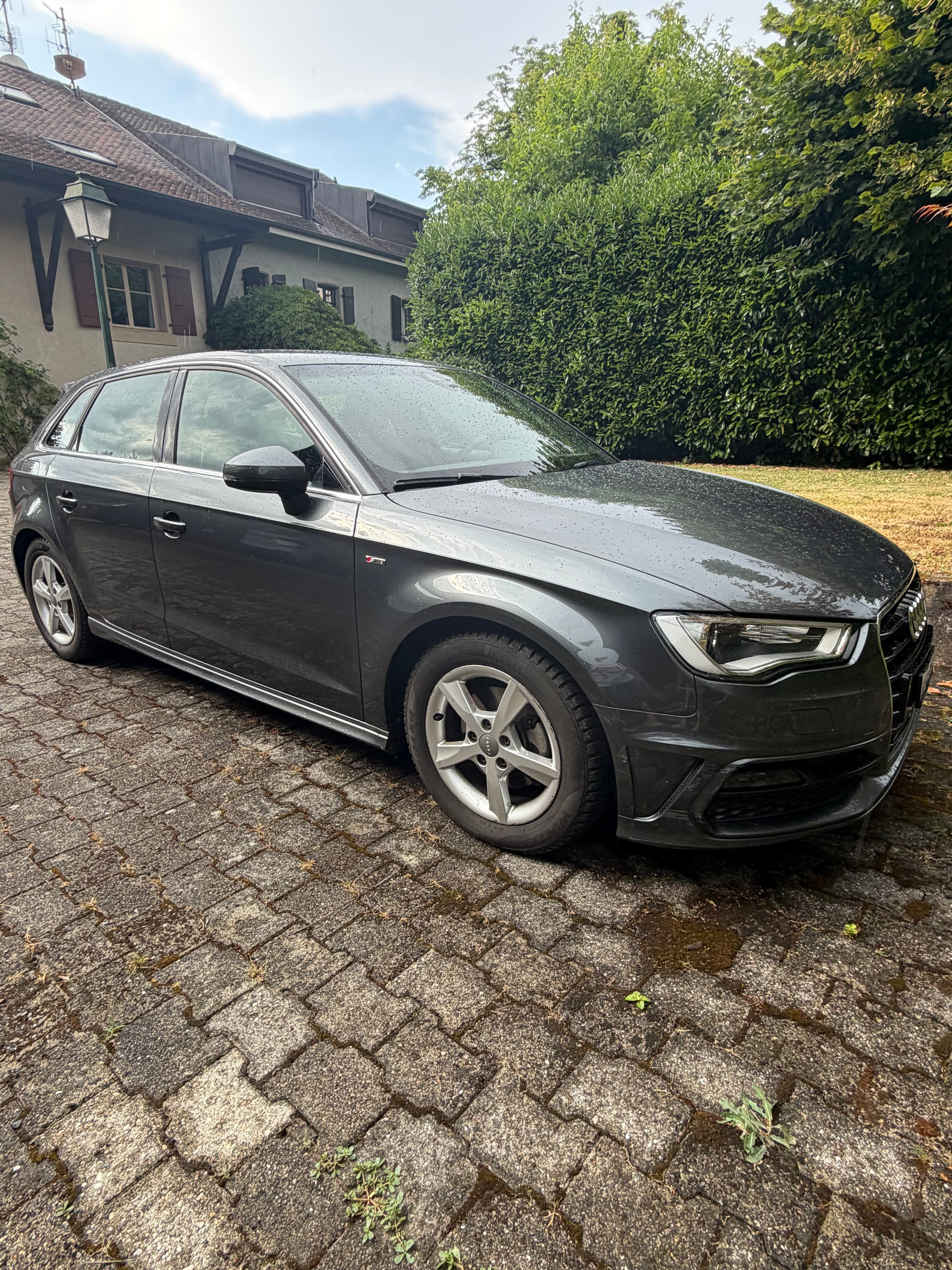 AUDI SB AMBITION-image-0