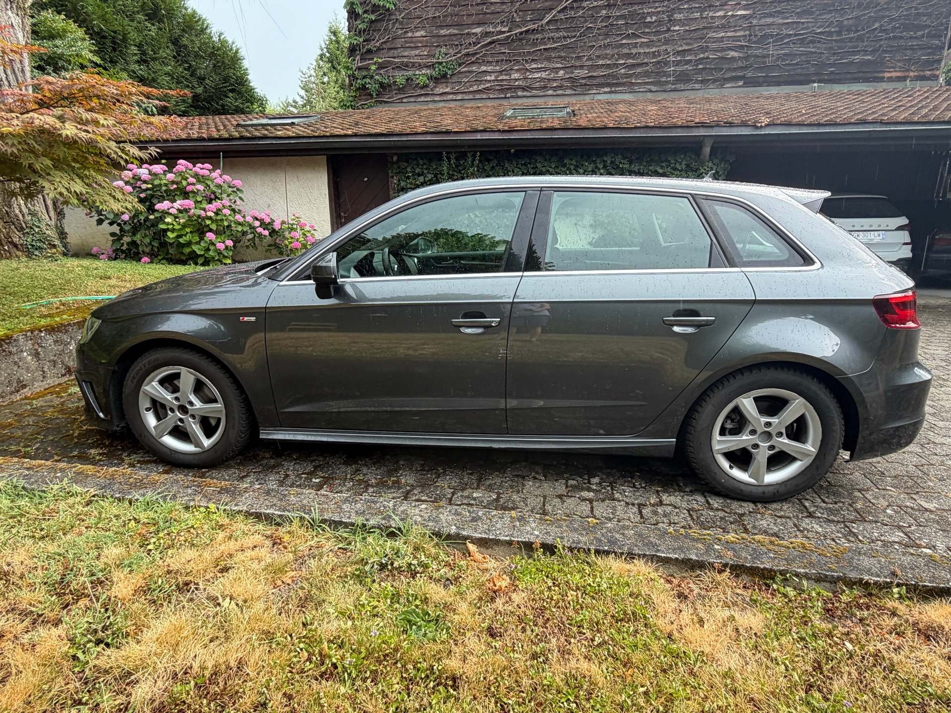 AUDI SB AMBITION-image-1