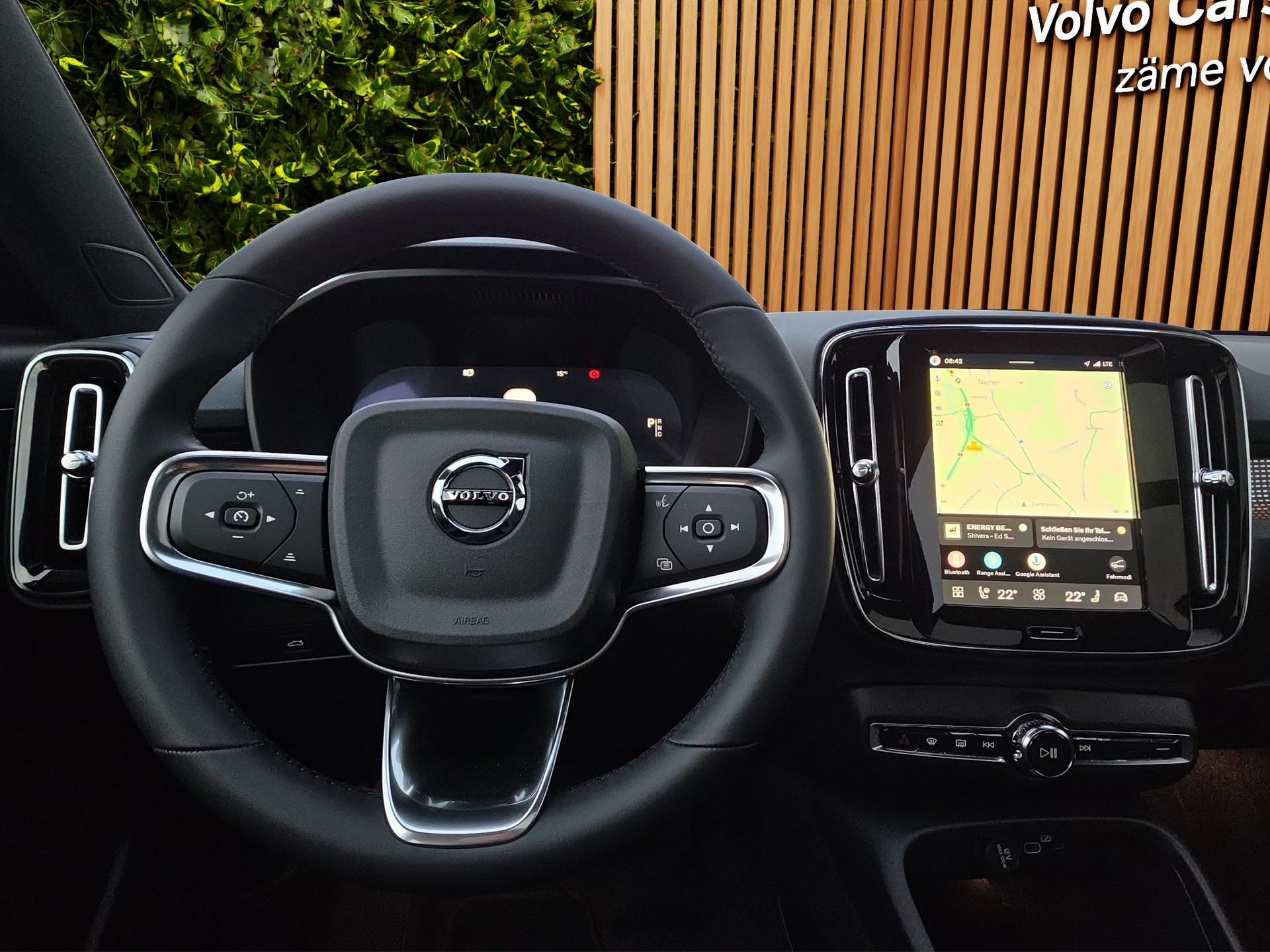 VOLVO EX40 Twin Performance Ultra AWD-image-9