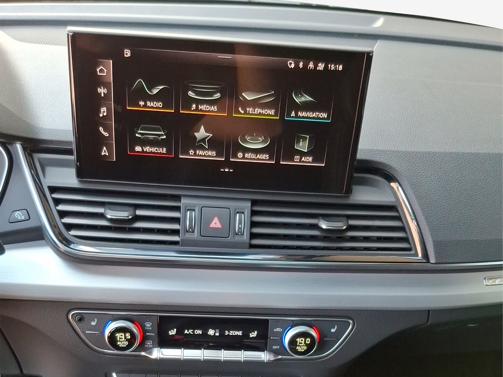 AUDI Q5 Sportback 40 TDI Blackedition quattro S-tronic-image-15