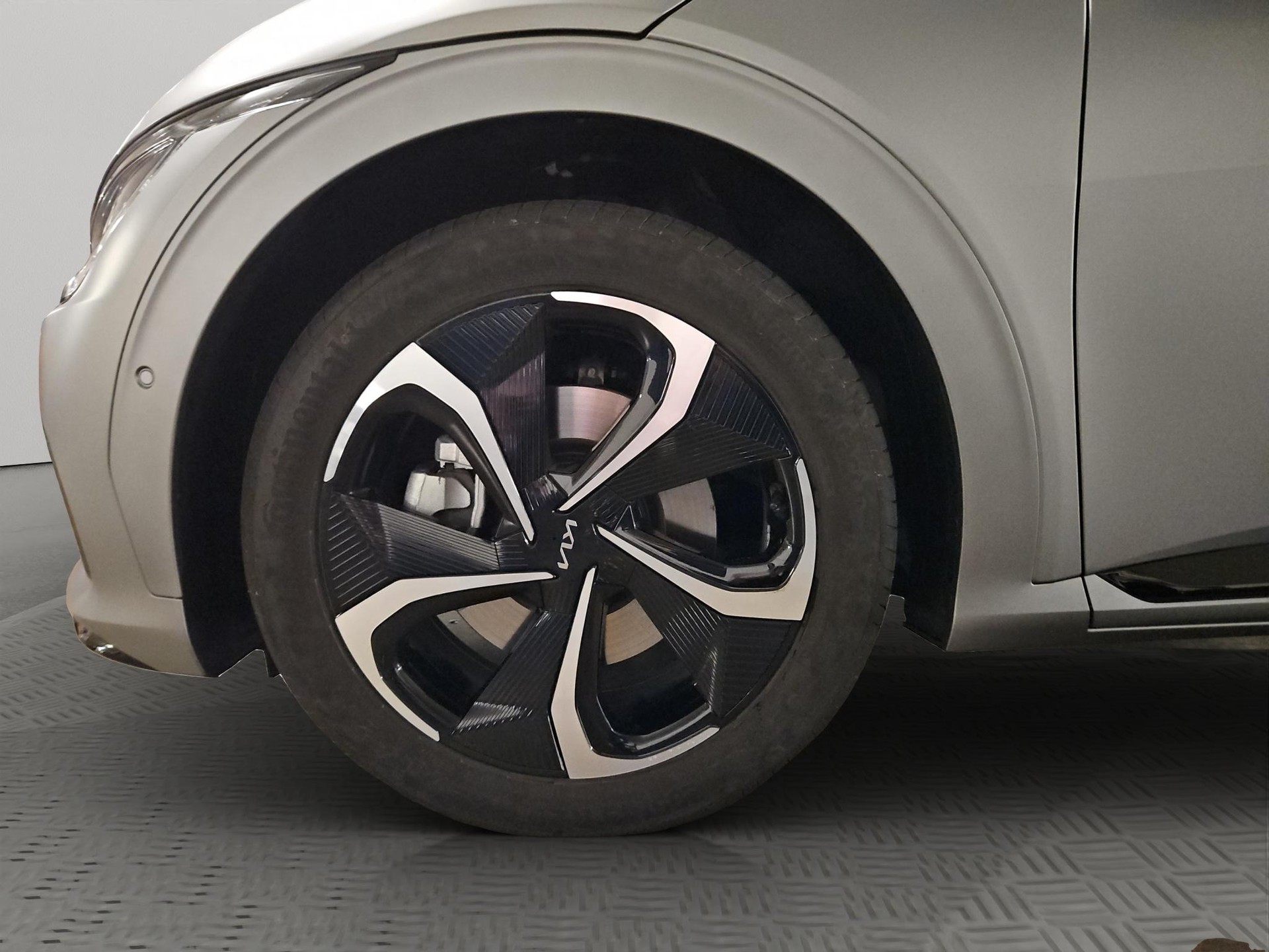 KIA EV6 77 kWh GT-Line 4x4-image-11