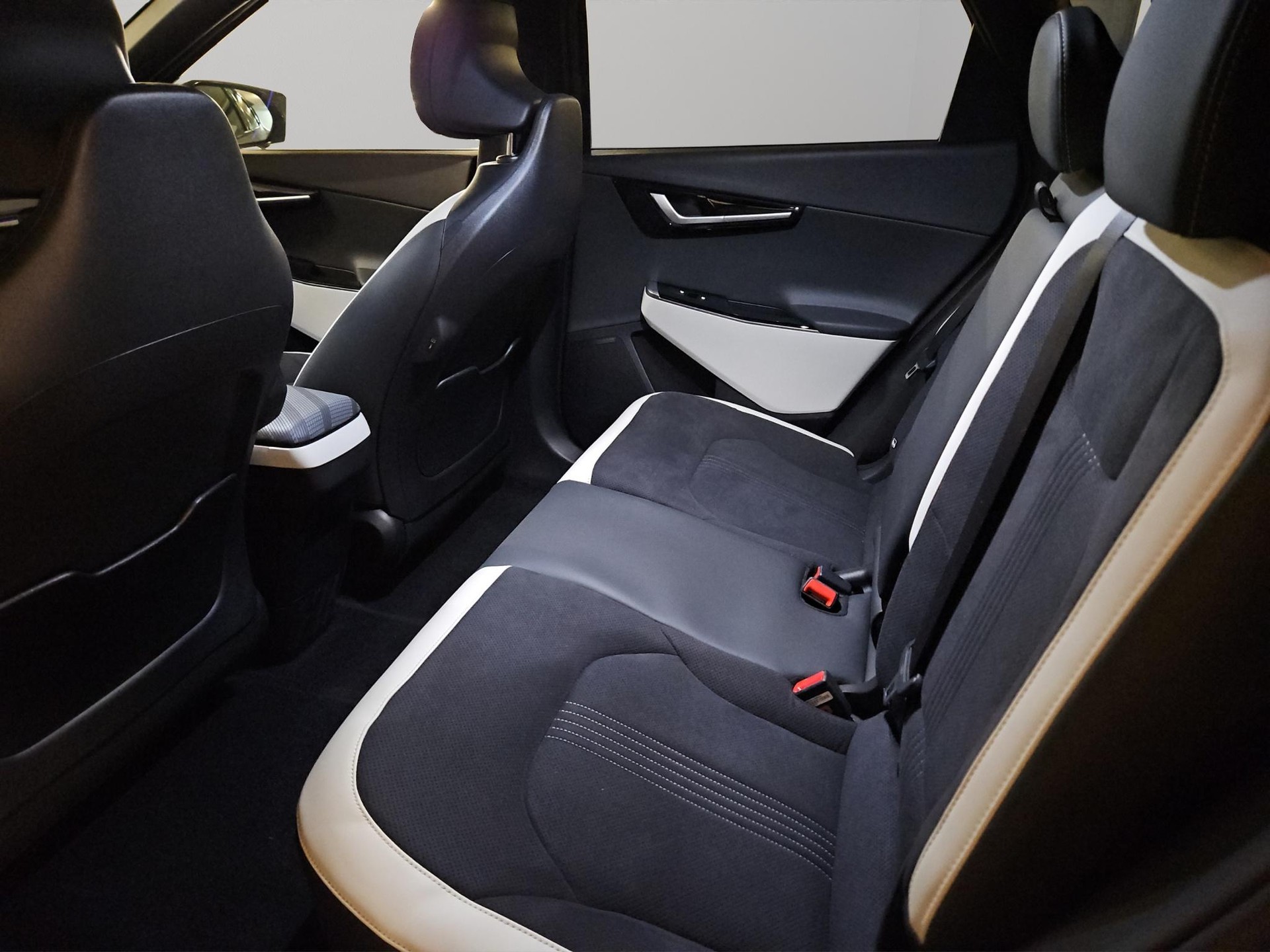 KIA EV6 77 kWh GT-Line 4x4-image-10