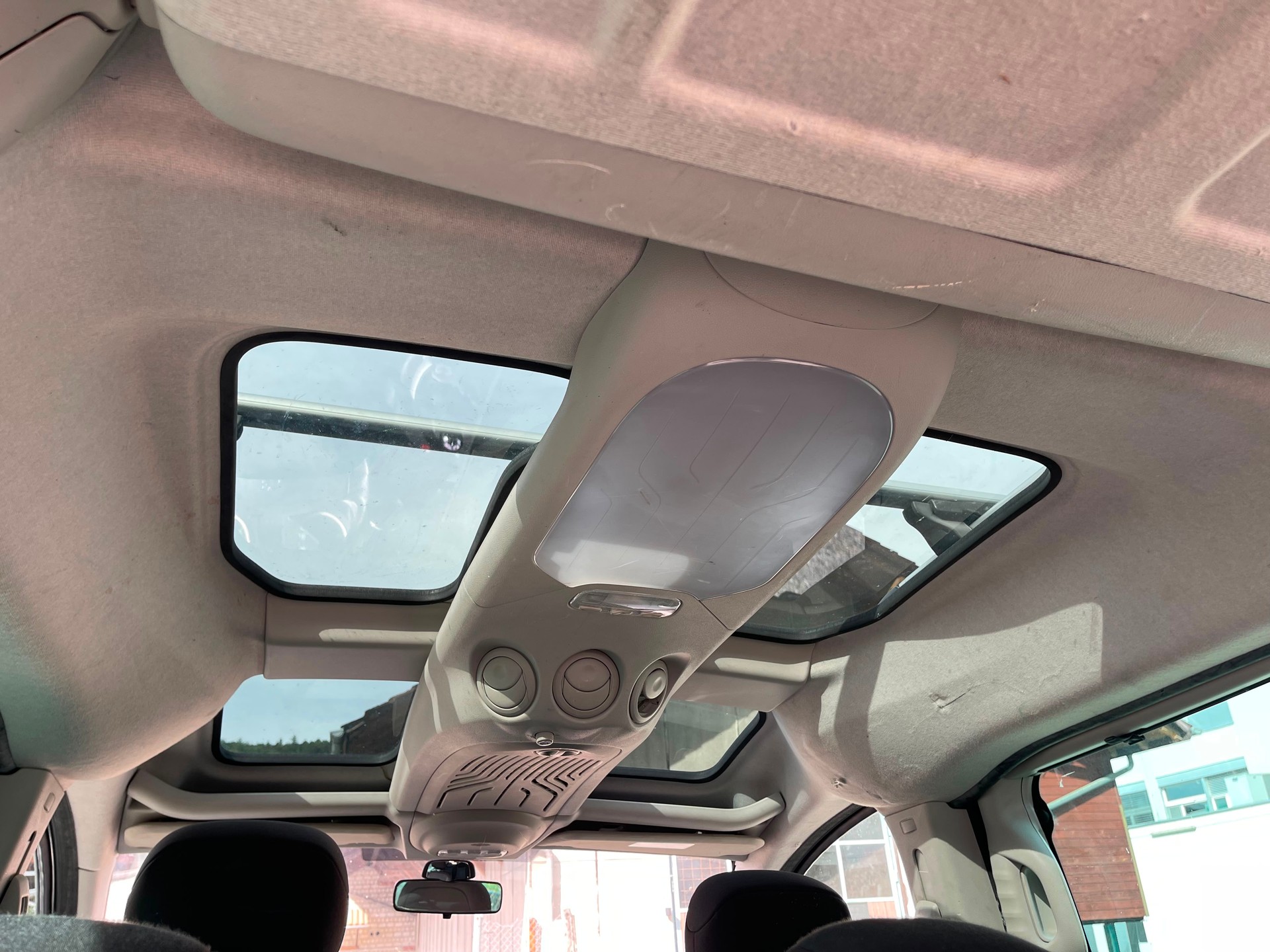 PEUGEOT Partner 1.6 HDI Outdoor-image-6