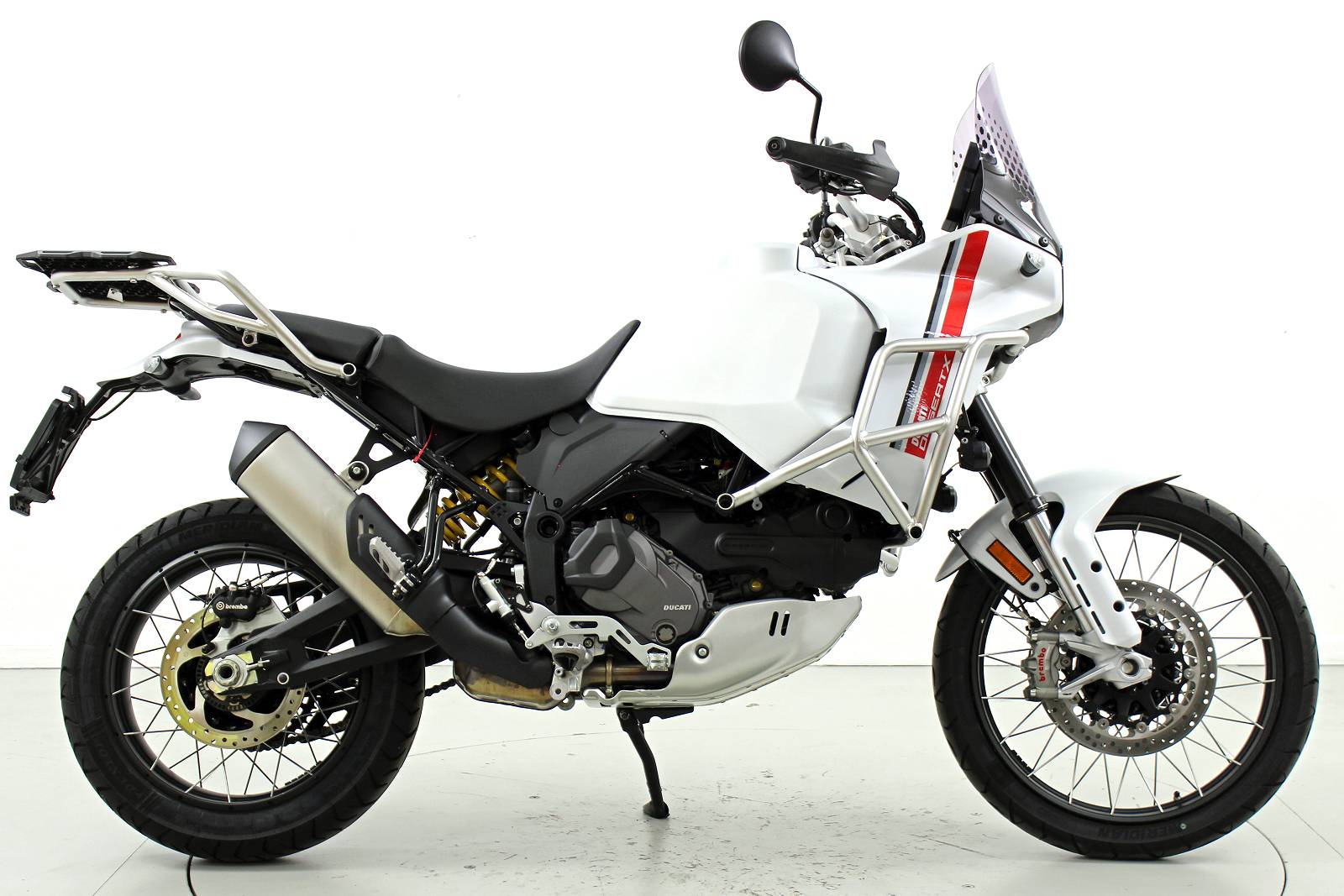 DUCATI Desert X ABS-showroom-element-3