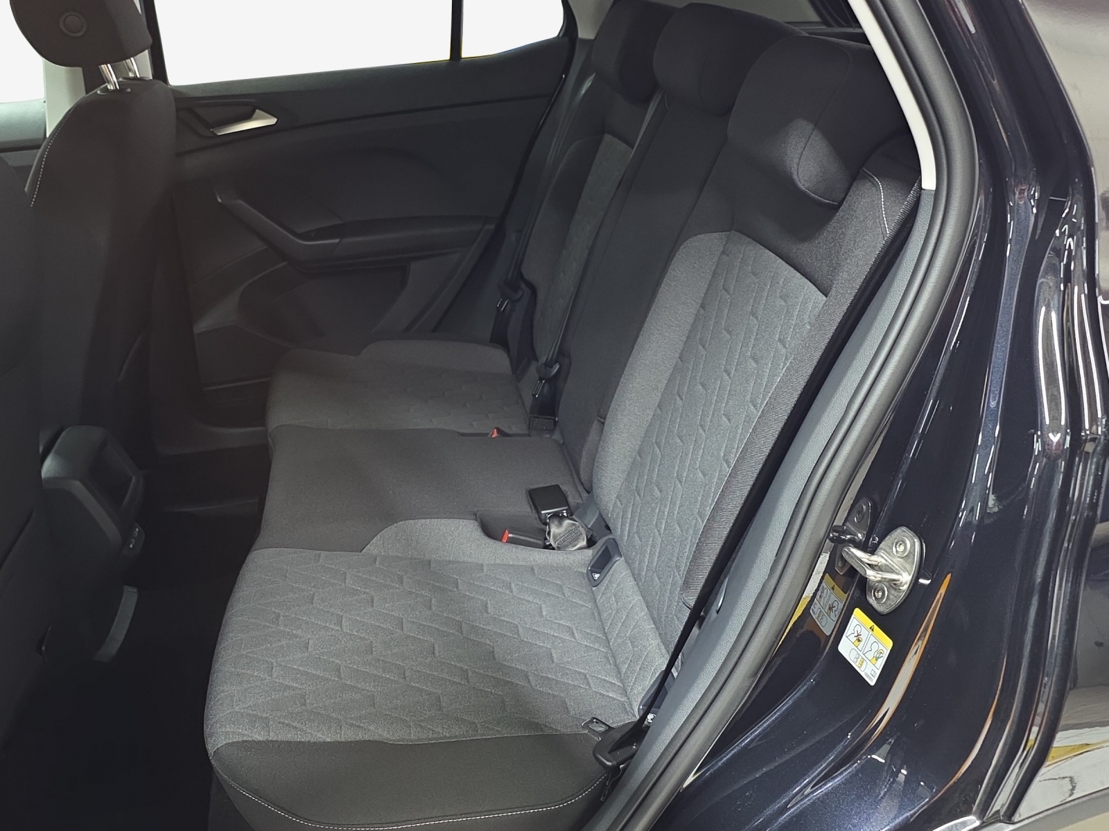 VW T-Cross 1.0 TSI EVO Life DSG-image-11