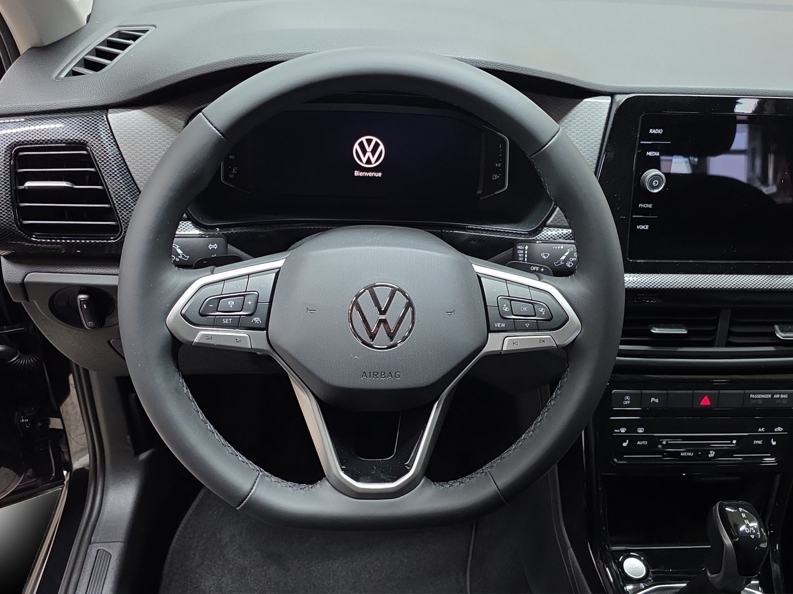 VW T-Cross 1.0 TSI EVO Life DSG-image-9