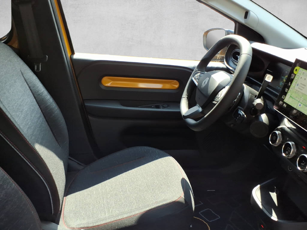 RENAULT Twingo E-Tech Urban Range techno-image-8