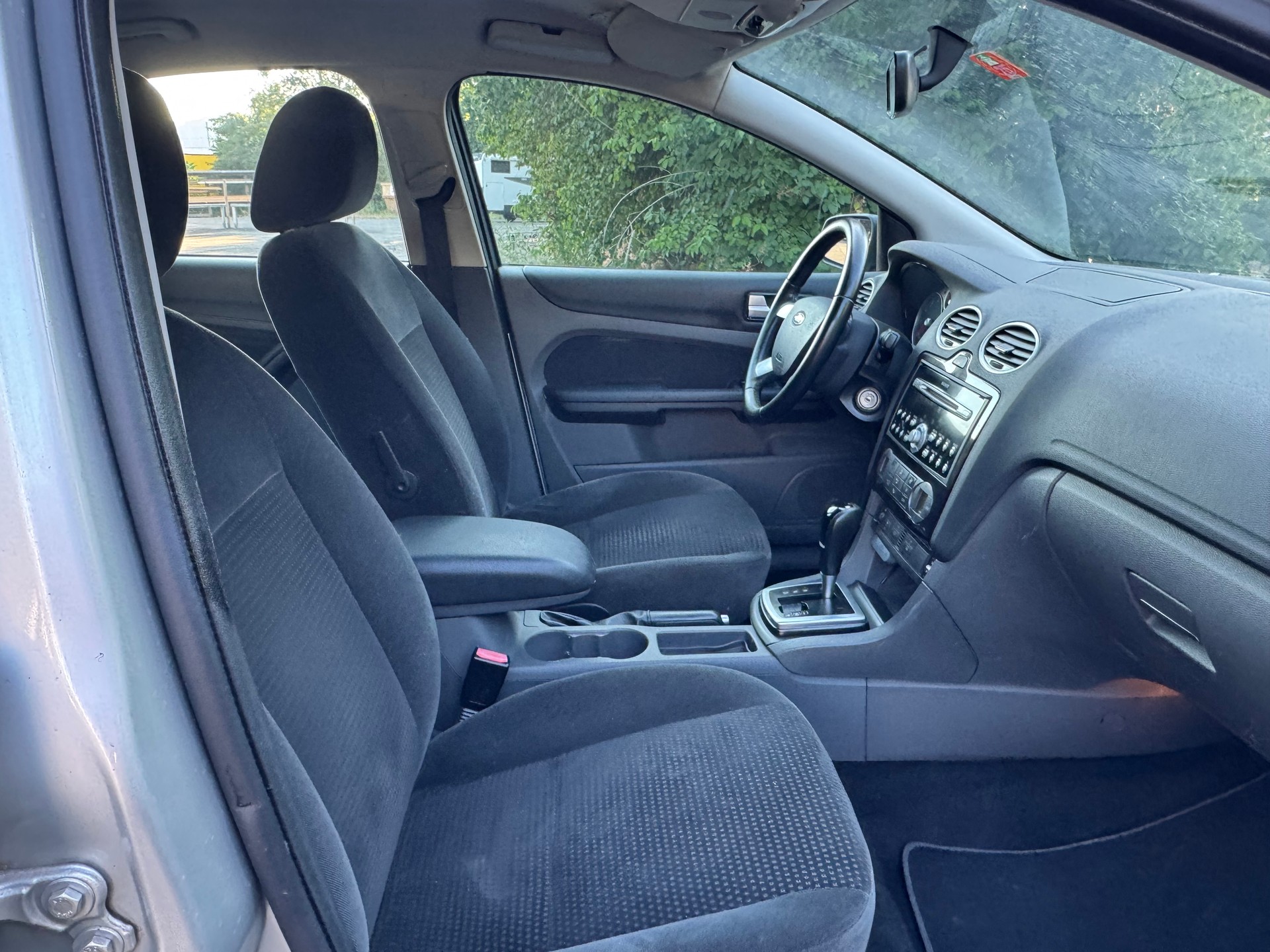 FORD Focus 2.0i Carving-image-9