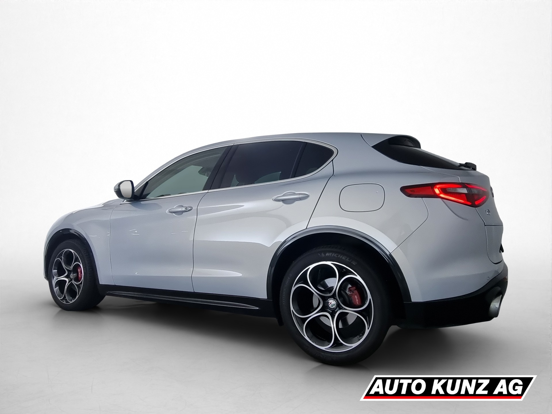 ALFA ROMEO Stelvio 2.0 Q4 280 Super-showroom-element-3