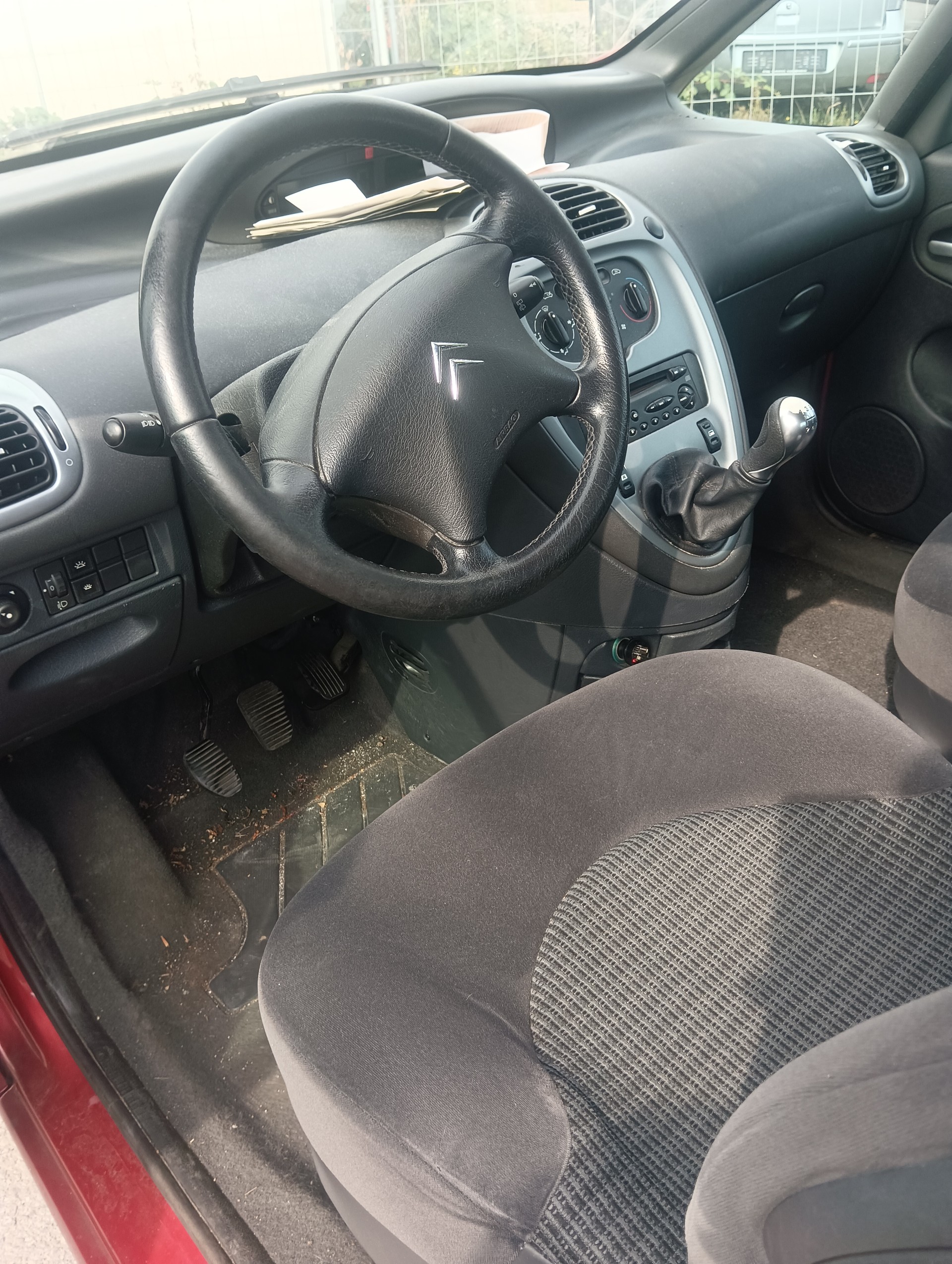 CITROEN Xsara Picasso 1.6i 16V Exclusive-image-6