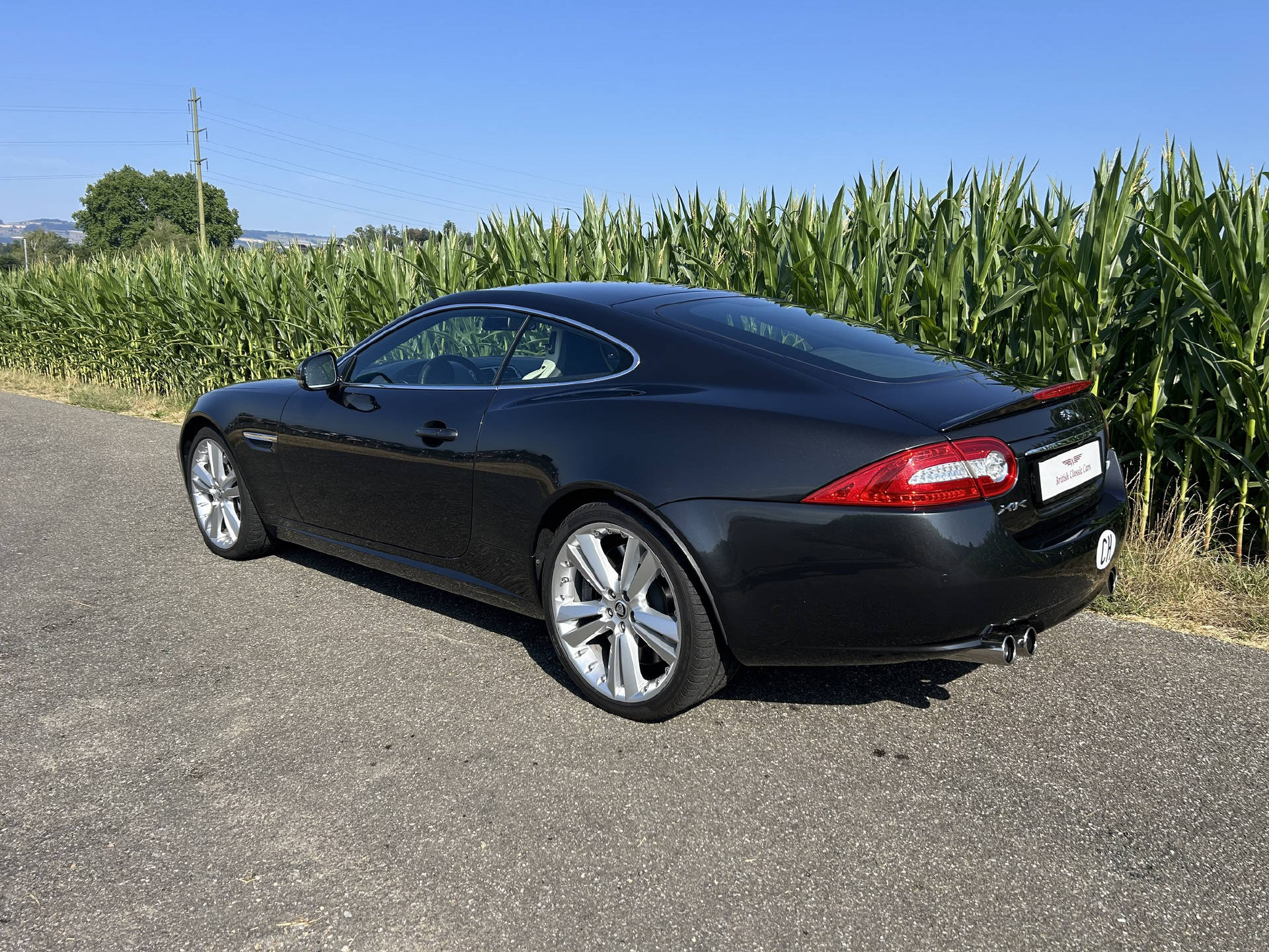 JAGUAR XKR Coupé 5.0 V8 Supercharged-image-2