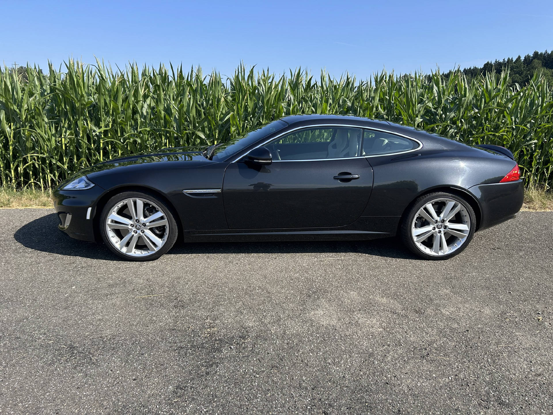 JAGUAR XKR Coupé 5.0 V8 Supercharged-image-1
