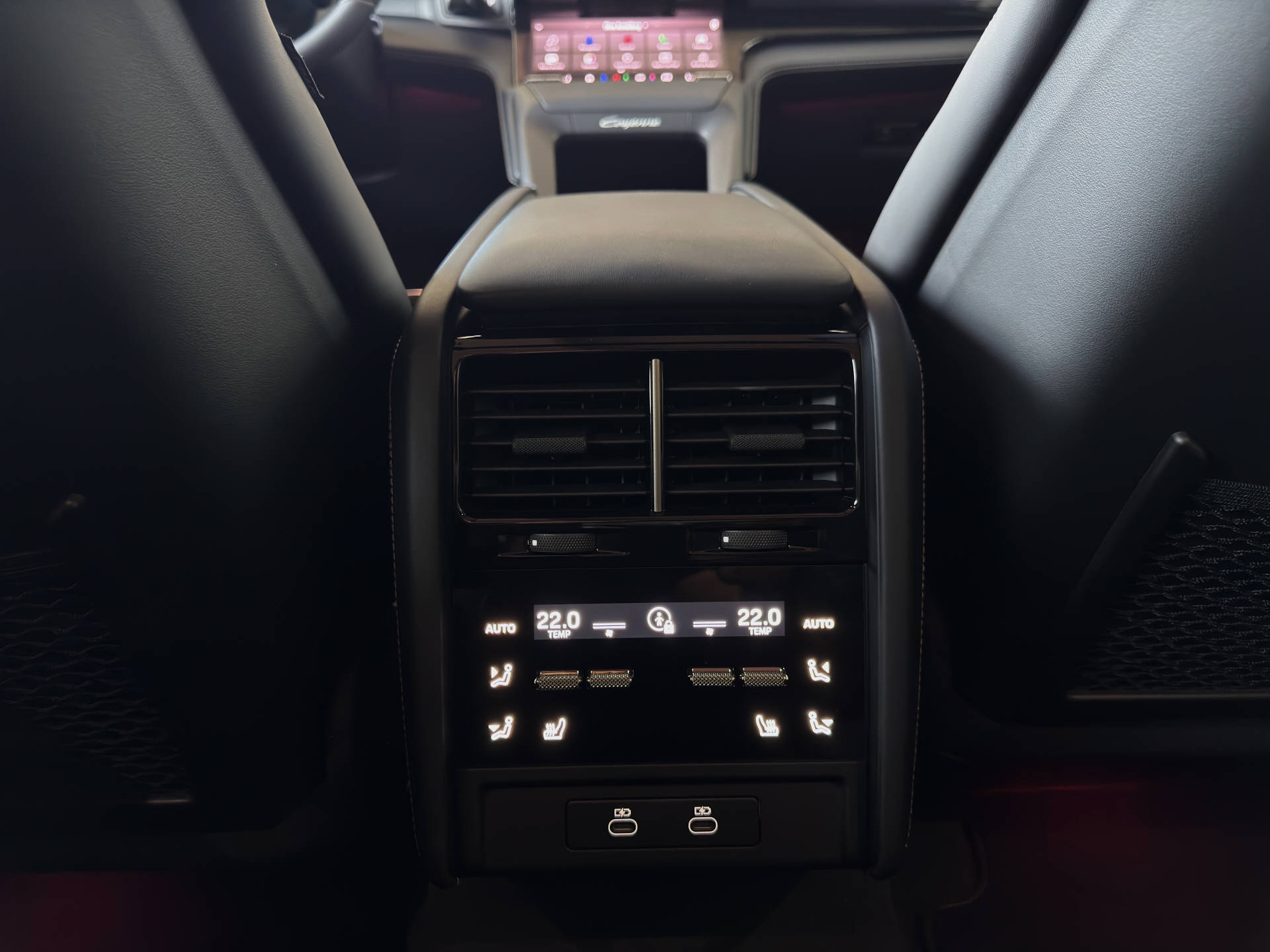 PORSCHE Cayenne Electric Turbo-image-12