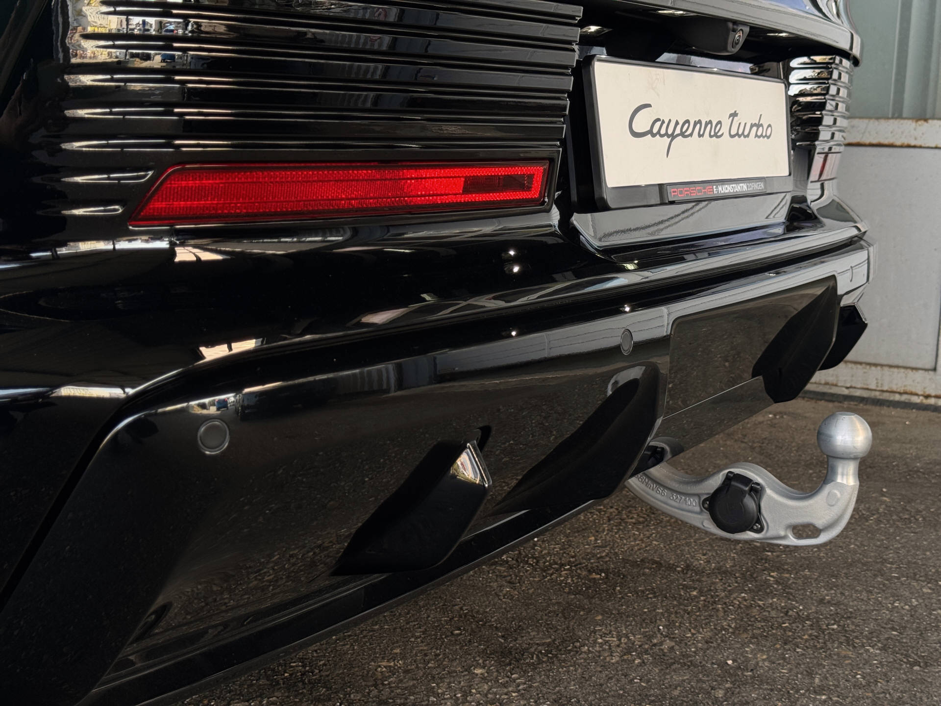 PORSCHE Cayenne Electric Turbo-image-5