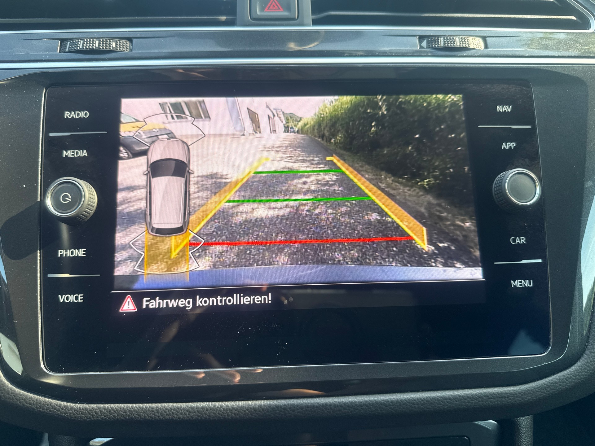 VW Tiguan 1.5 TSI Life DSG 2WD-image-10