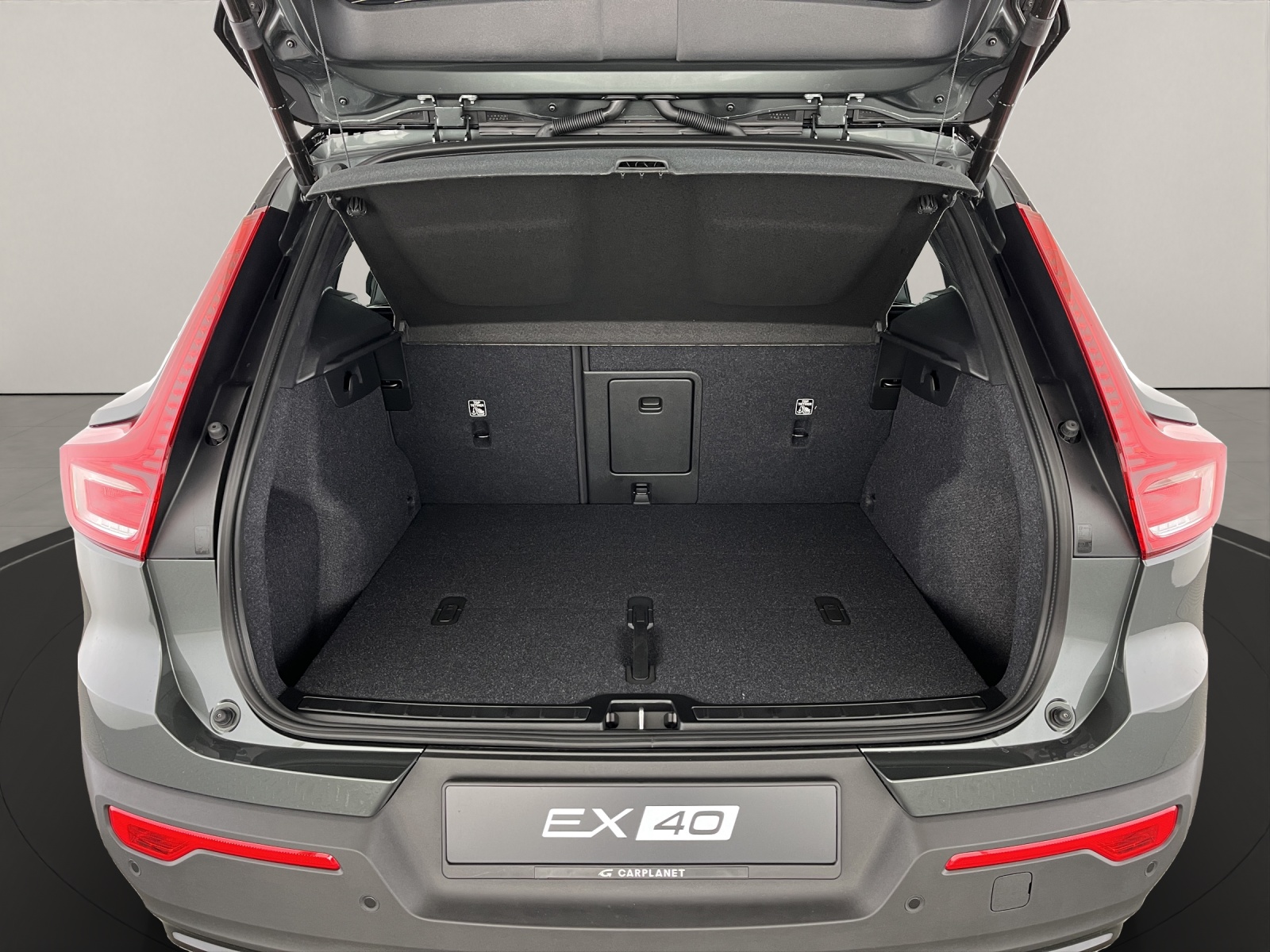 VOLVO EX40 Twin Performance Ultra AWD-image-5
