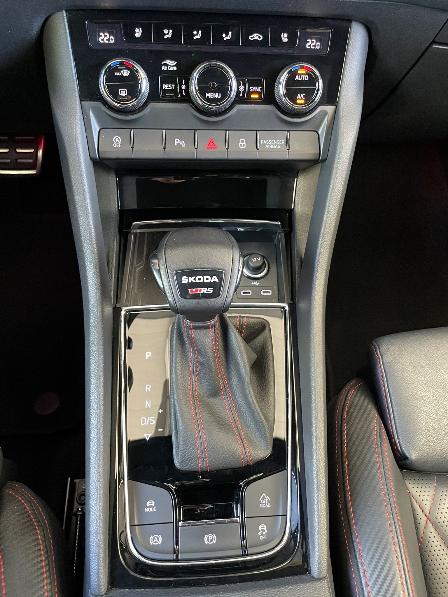SKODA Kodiaq 2.0 TSI RS DSG-image-9