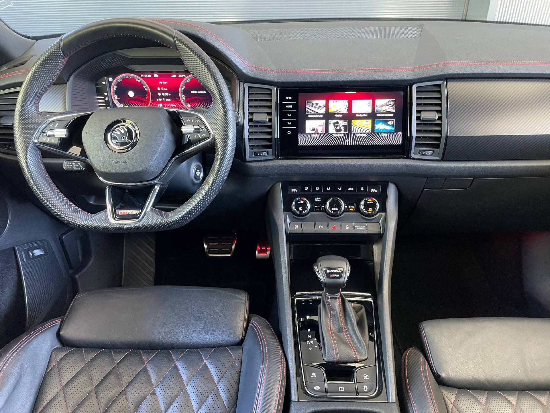 SKODA Kodiaq 2.0 TSI RS DSG-image-6