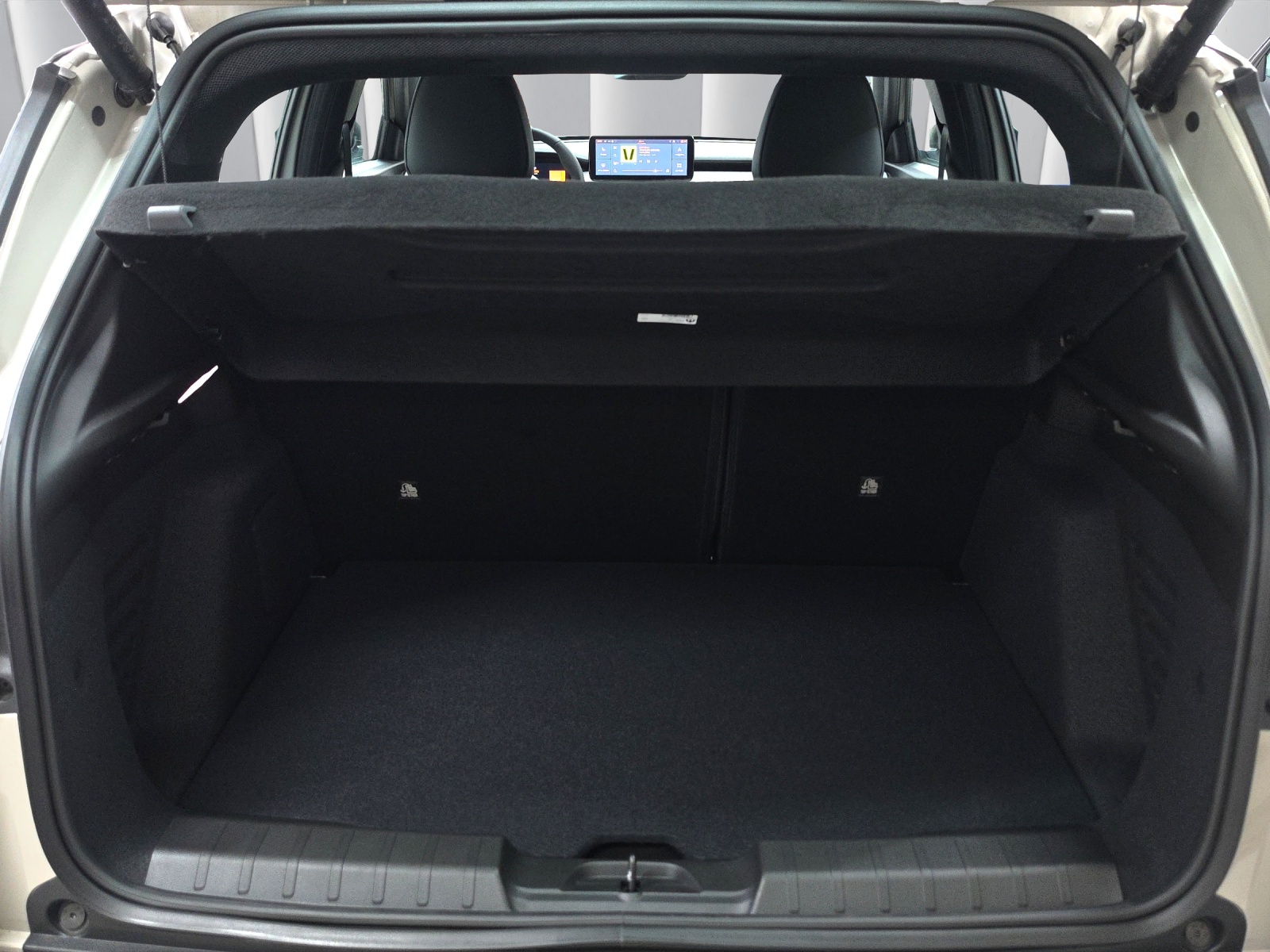 JEEP Avenger 1.2 MHEV Upland 4xe-image-13