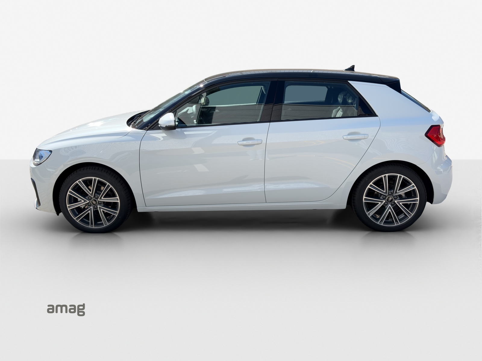 AUDI A1 Sportback 30 TFSI Attraction S-tronic-showroom-element-1