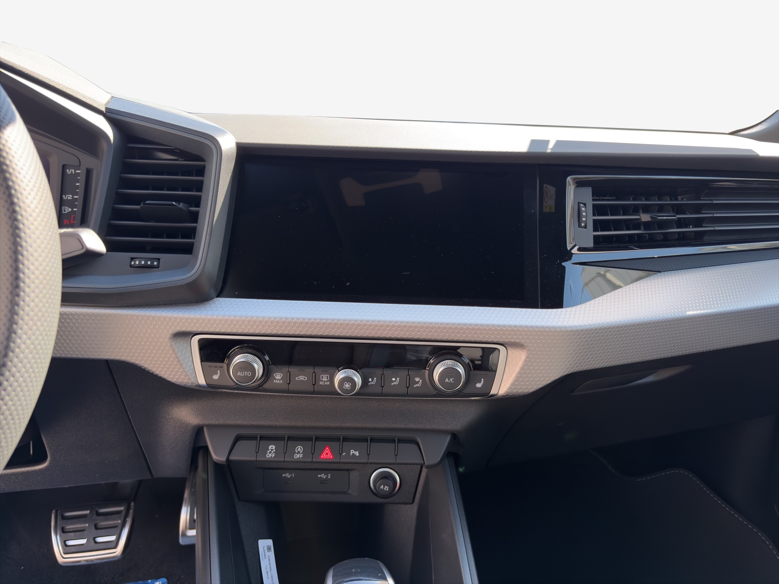 AUDI A1 Sportback 30 TFSI Attraction S-tronic-image-10