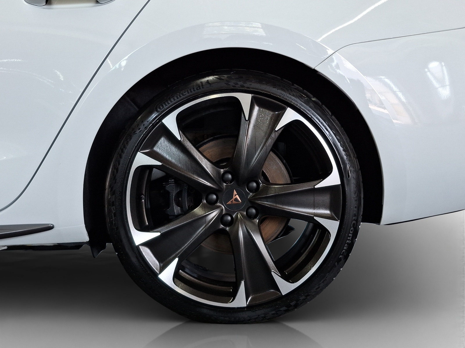 CUPRA LEON ST 1.4 e-HYBRID pHEV DSG-image-14