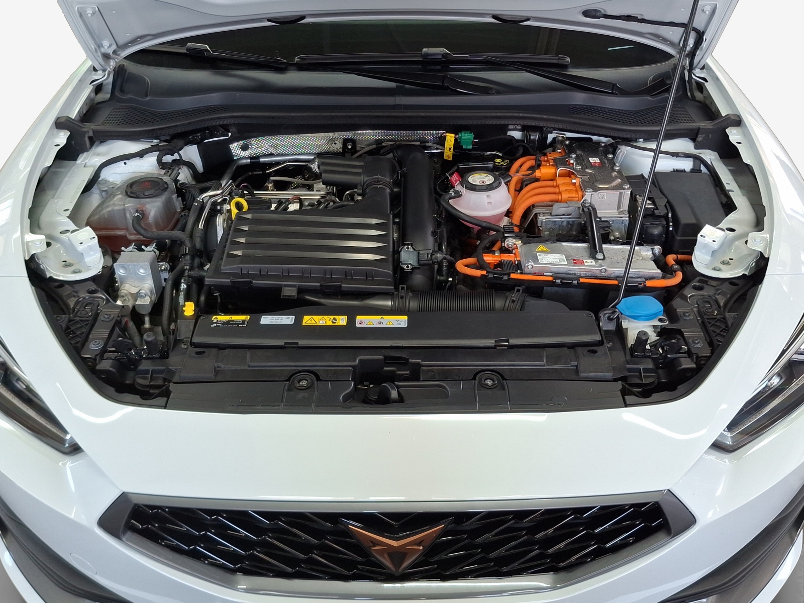 CUPRA LEON ST 1.4 e-HYBRID pHEV DSG-image-16