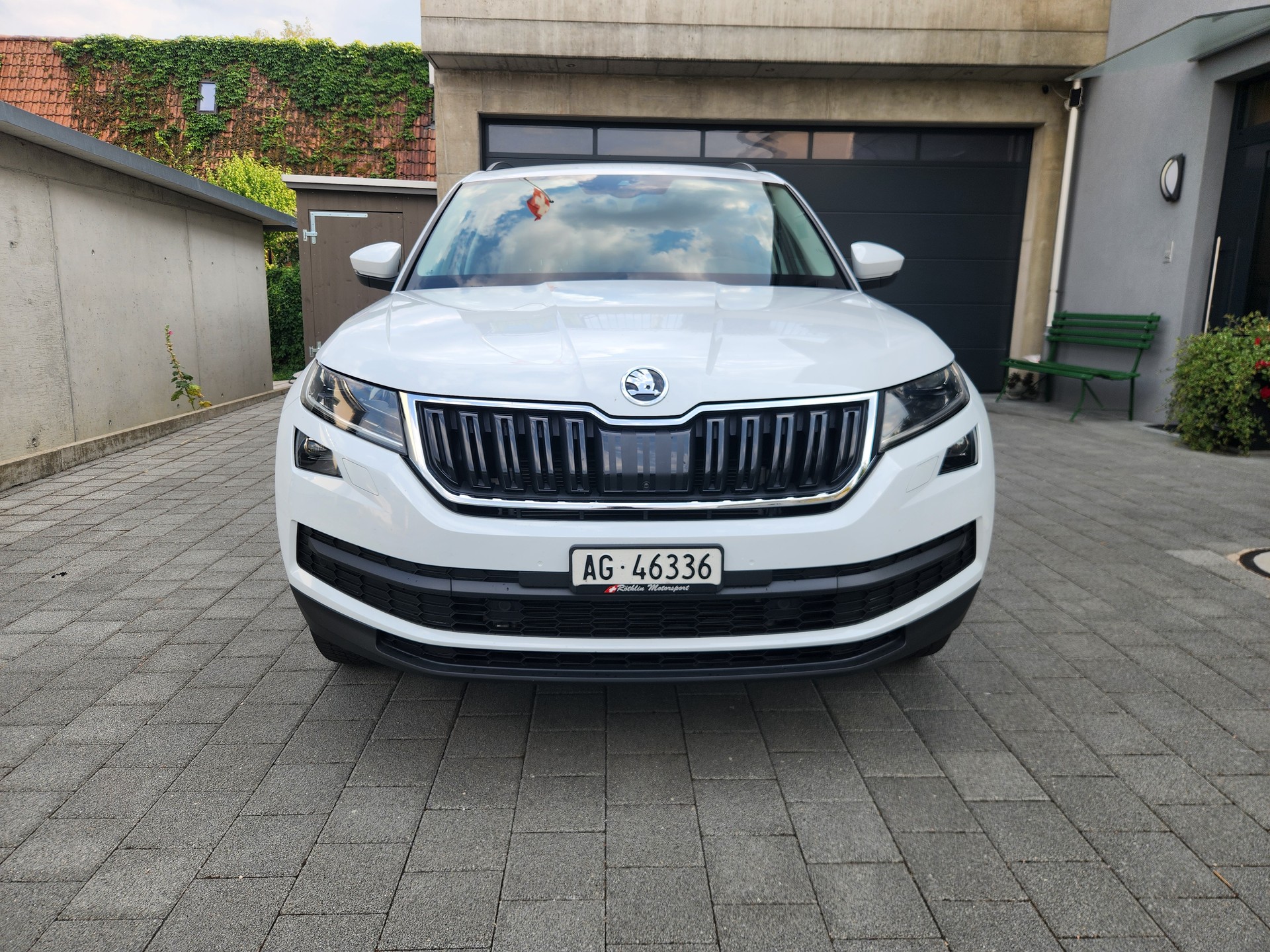 SKODA 2.0 TDI SCR Style 4x4 DSG-image-1