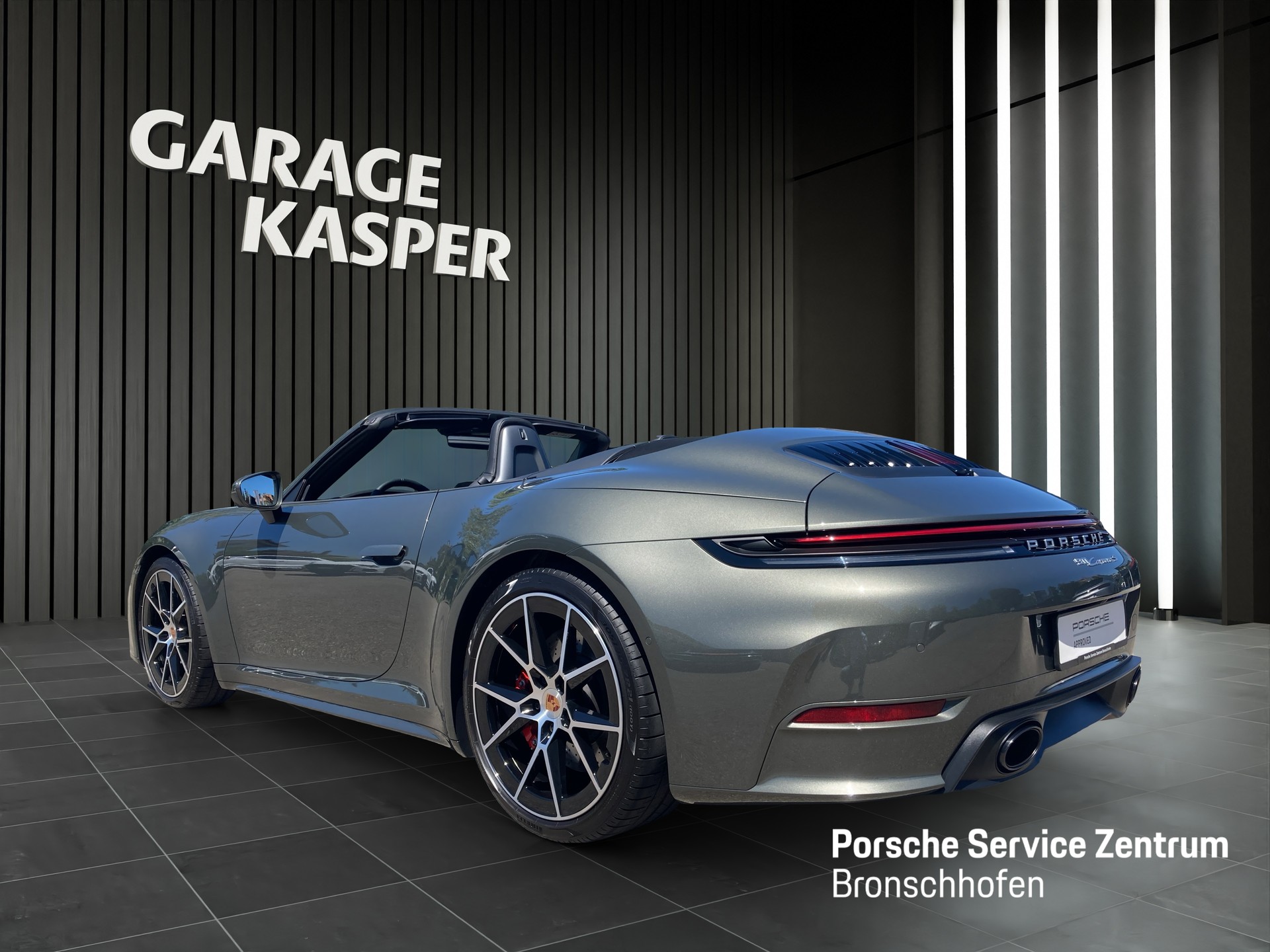 PORSCHE 911 Carrera S Cabriolet-showroom-element-2