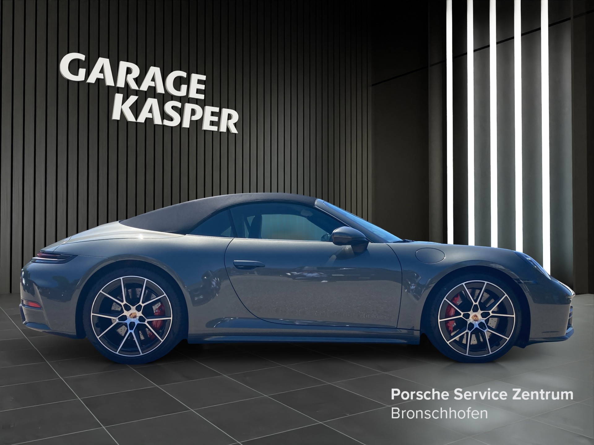 PORSCHE 911 Carrera S Cabriolet-image-5
