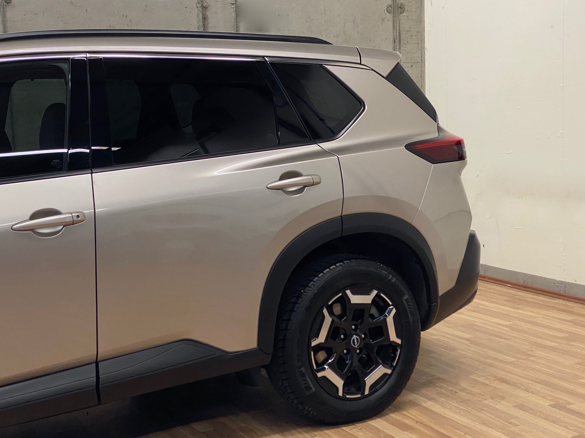 NISSAN X-Trail 1.5*VC-T*e-Power*4WD*7 Sitze*N-Trek*Swiss*-image-28