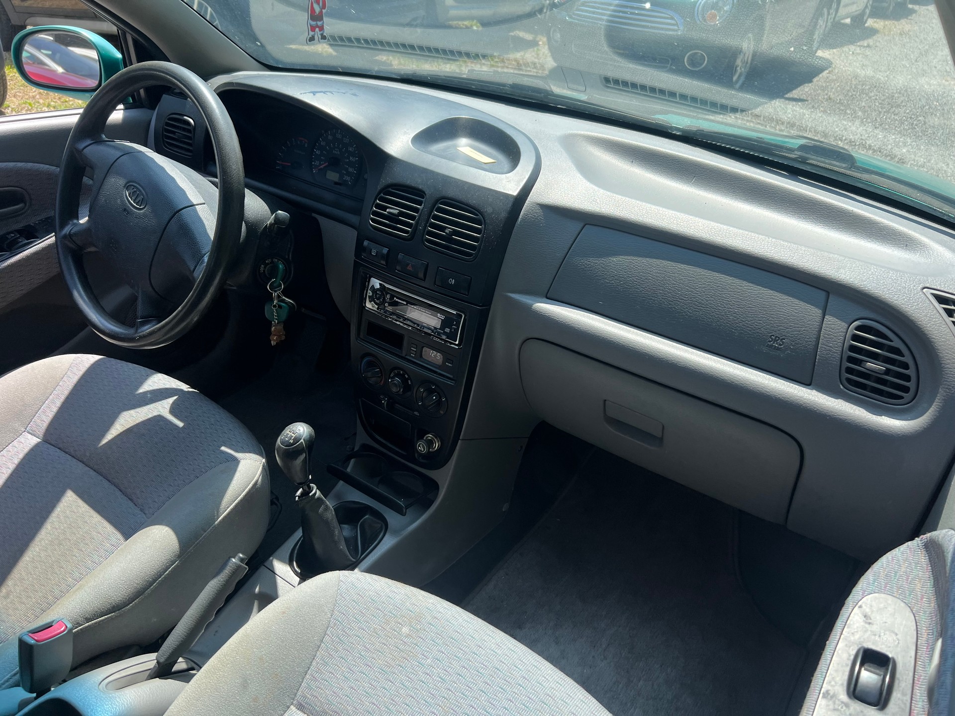 KIA Rio 1.3 LS-image-10