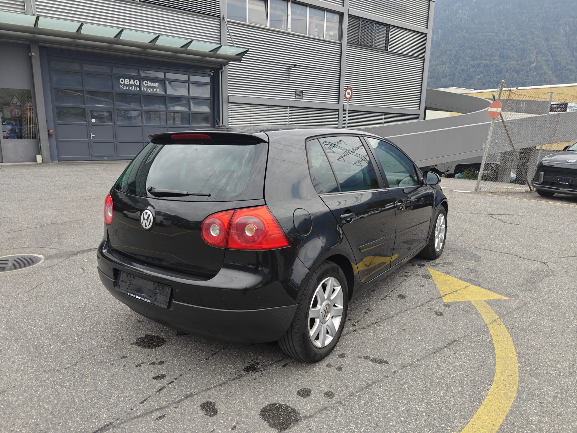 VW Golf 1.6 FSI Sportline-image-4