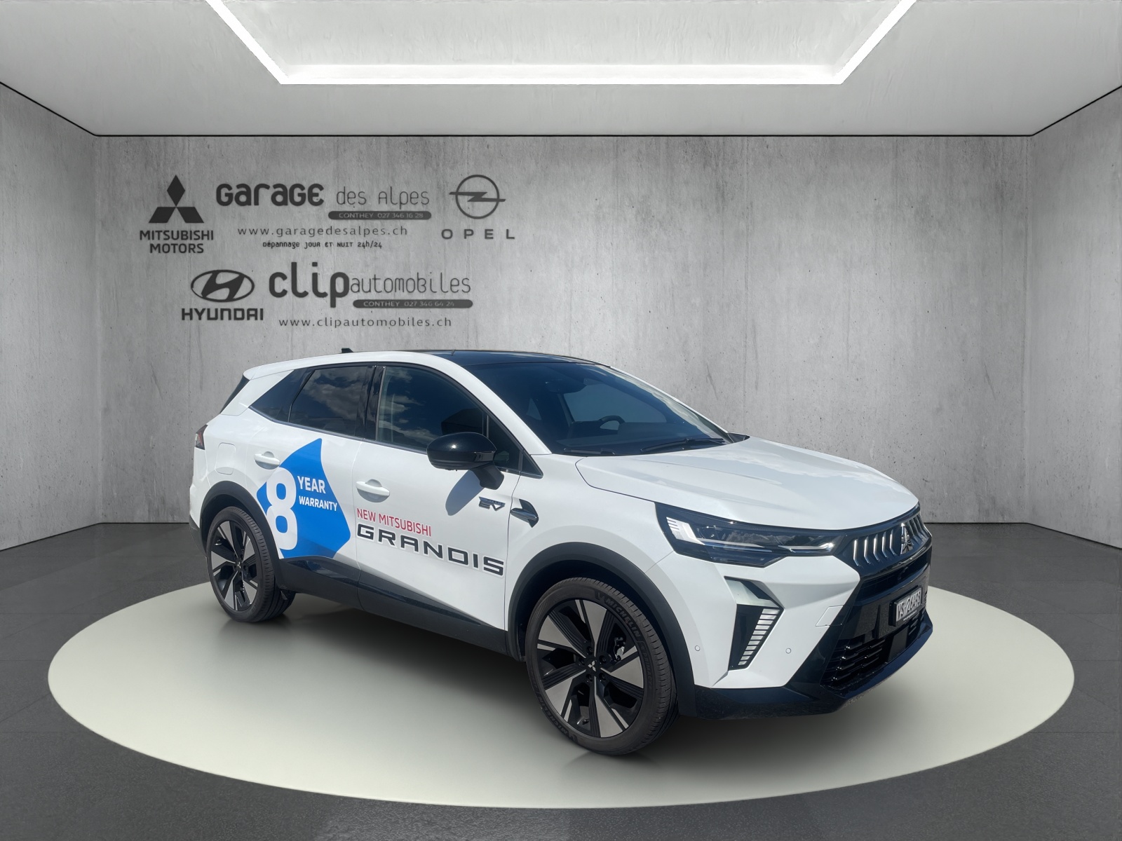 MITSUBISHI Grandis 1.8 HEV Instyle-image-5