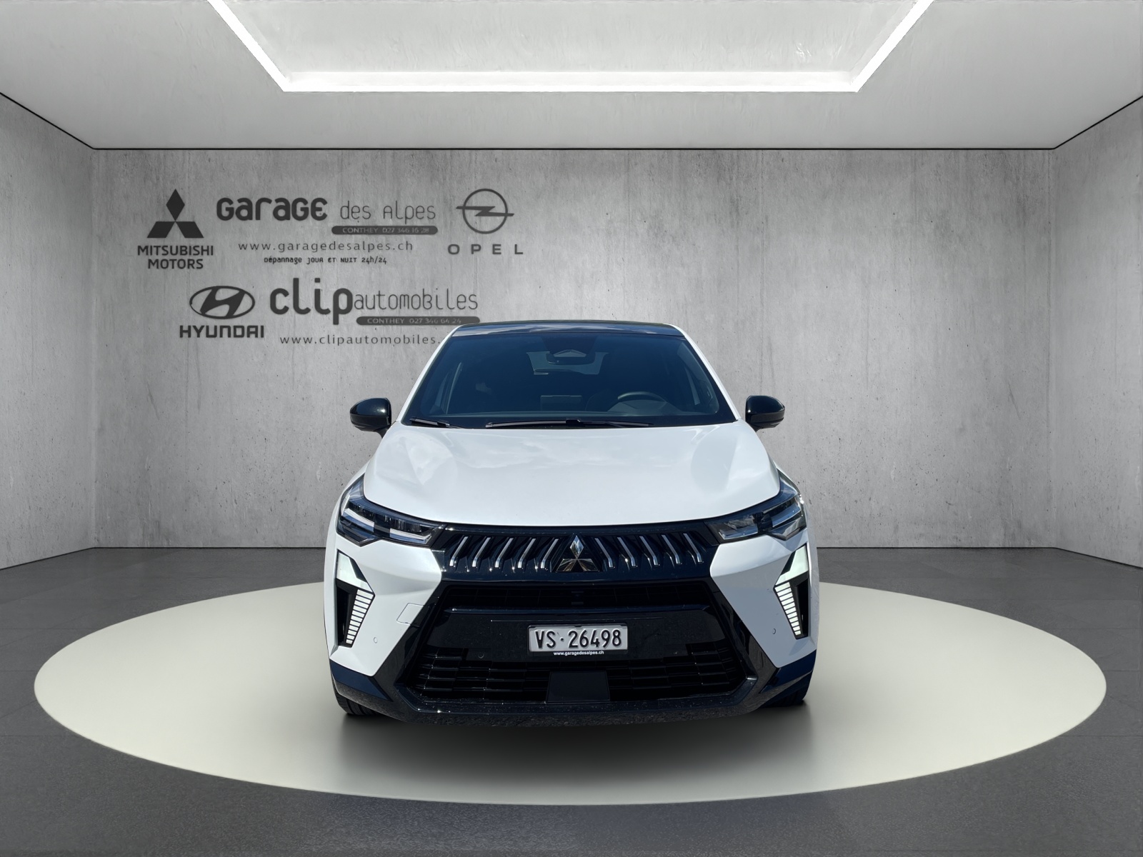 MITSUBISHI Grandis 1.8 HEV Instyle-image-1