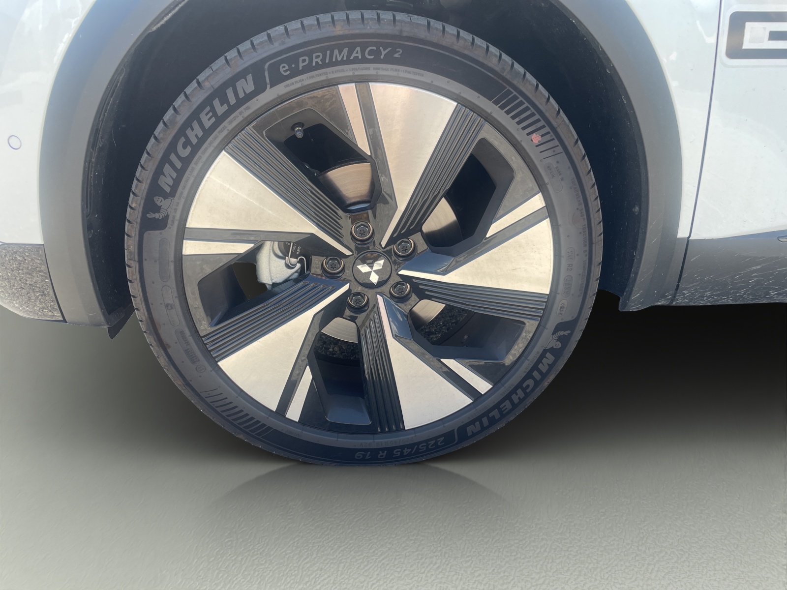 MITSUBISHI Grandis 1.8 HEV Instyle-image-12