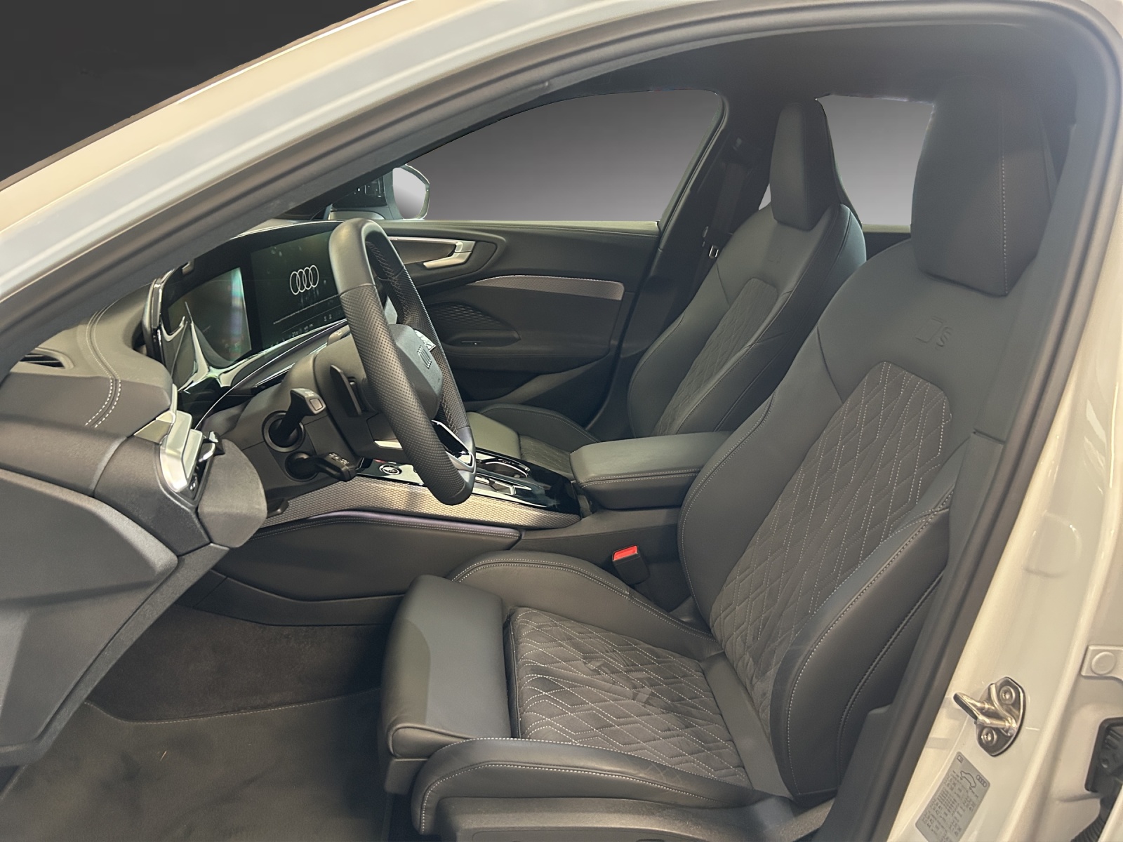 AUDI A5 Avant TDI quattro 150 kW Attraction S tronic-image-5