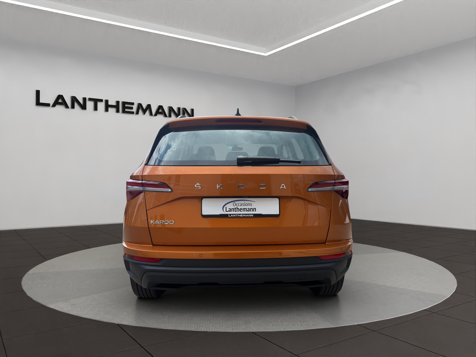 SKODA Karoq 1.5 TSI Ambition DSG-image-3