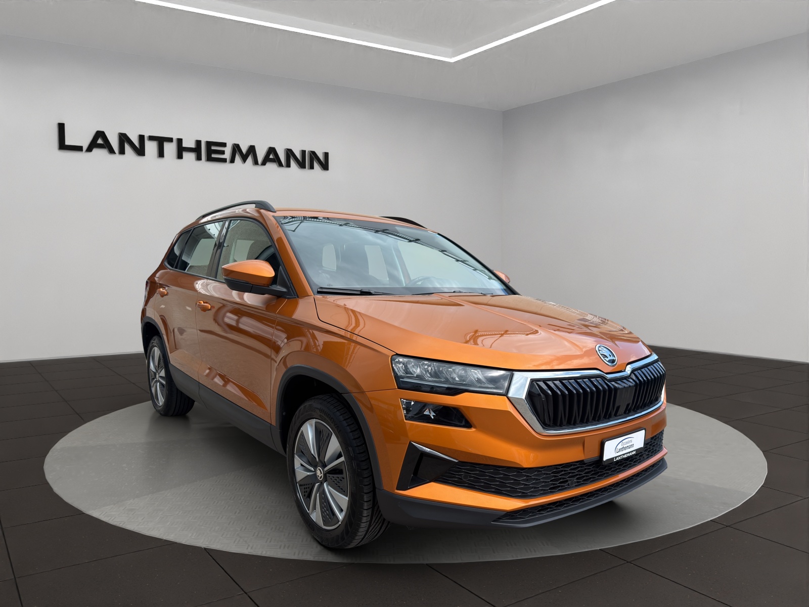 SKODA Karoq 1.5 TSI Ambition DSG-image-5