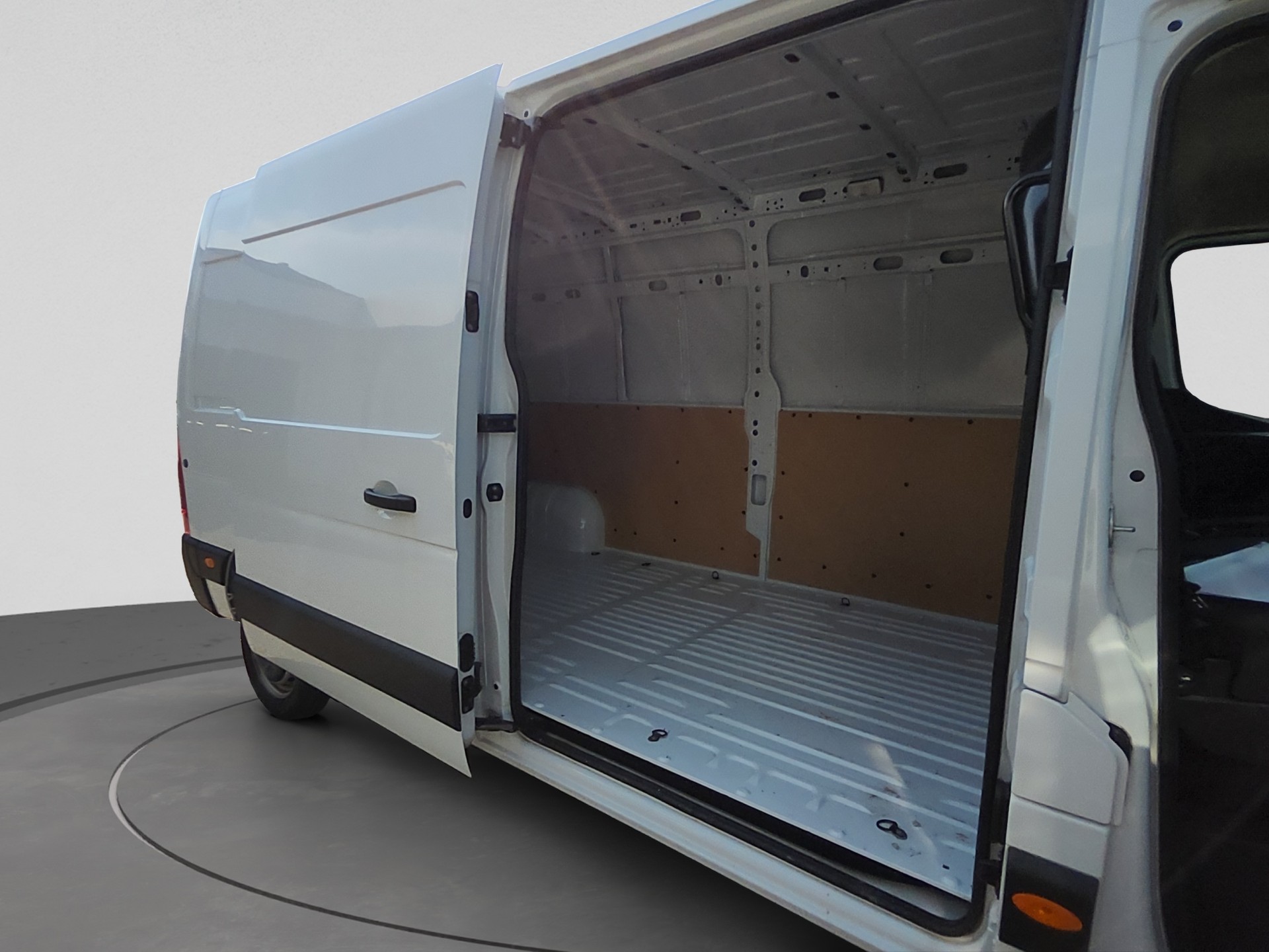 RENAULT Master T35 2.3 Blue dCi 135 L3H2-image-13