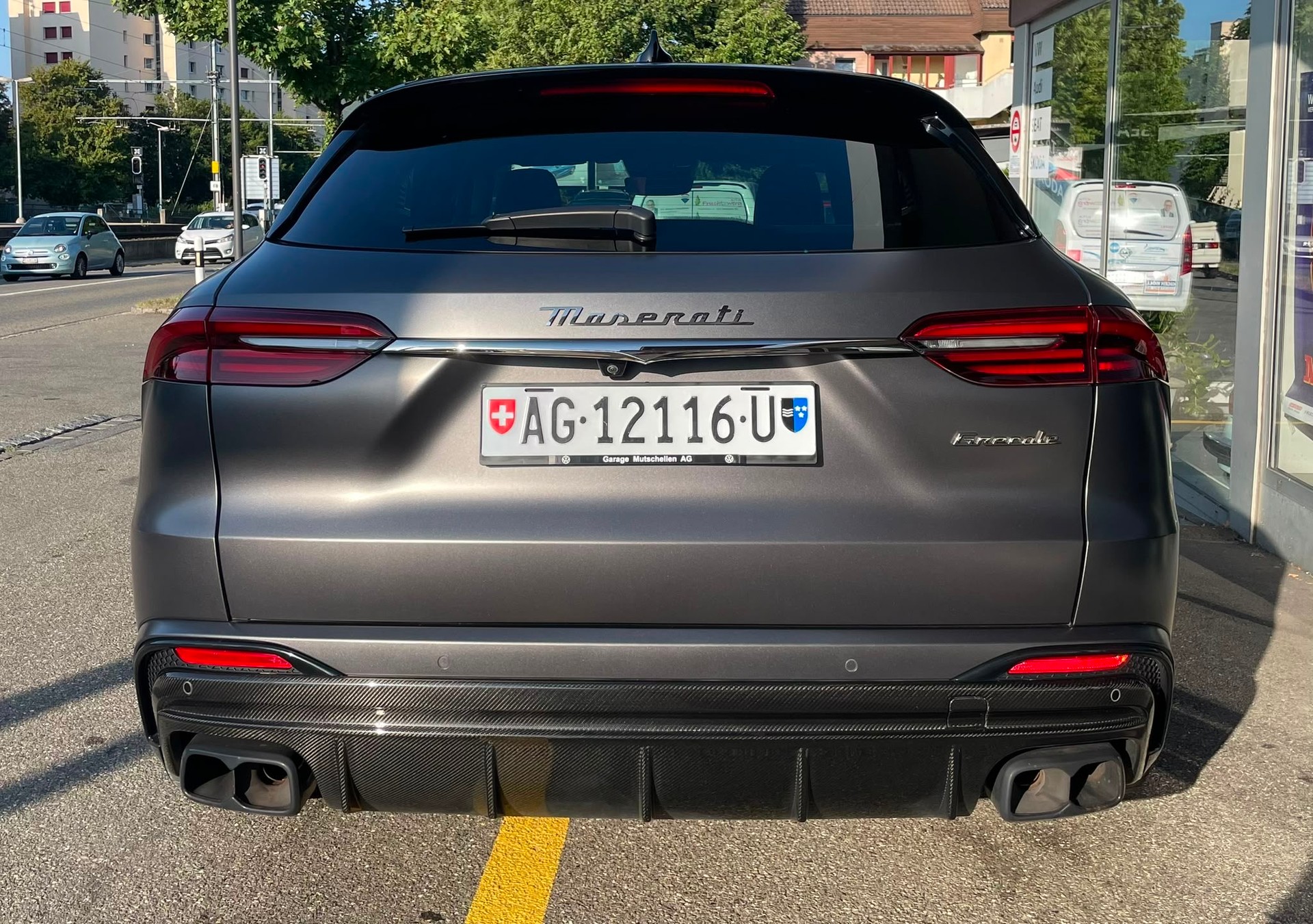 MASERATI Grecale 3.0 V6 Twin-Turbo mit 530 PS, 8-Gang-Automatik Trofeo Automatica-image-3