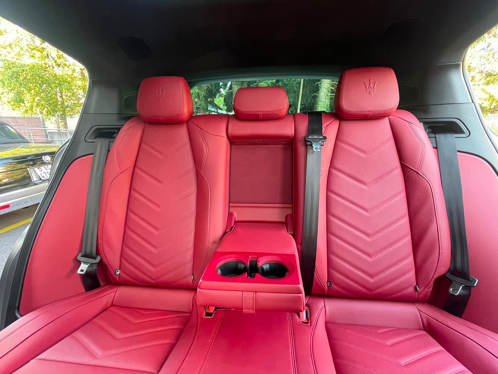 MASERATI Grecale 3.0 V6 Twin-Turbo mit 530 PS, 8-Gang-Automatik Trofeo Automatica-image-15