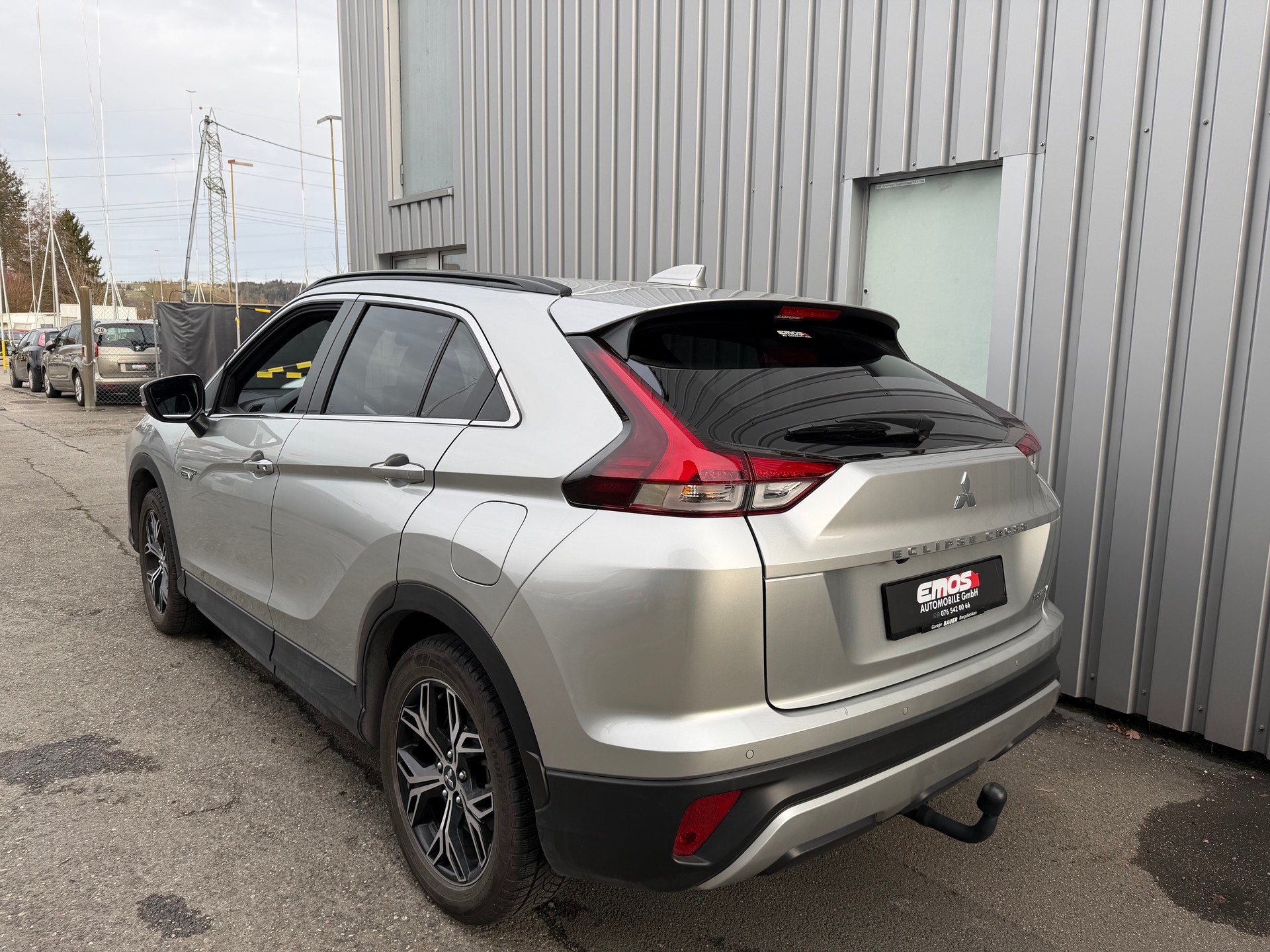 MITSUBISHI Eclipse Cross 2.4 PHEV Instyle 4WD ** Frisch MFK ** Anhängerkupplung 1500**-image-5