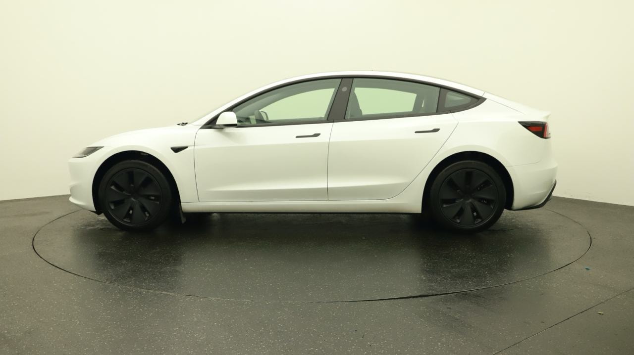 TESLA Model 3 Long Range RWD-image-1