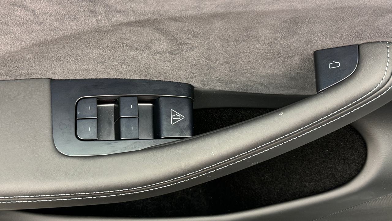 TESLA Model 3 Long Range RWD-image-8
