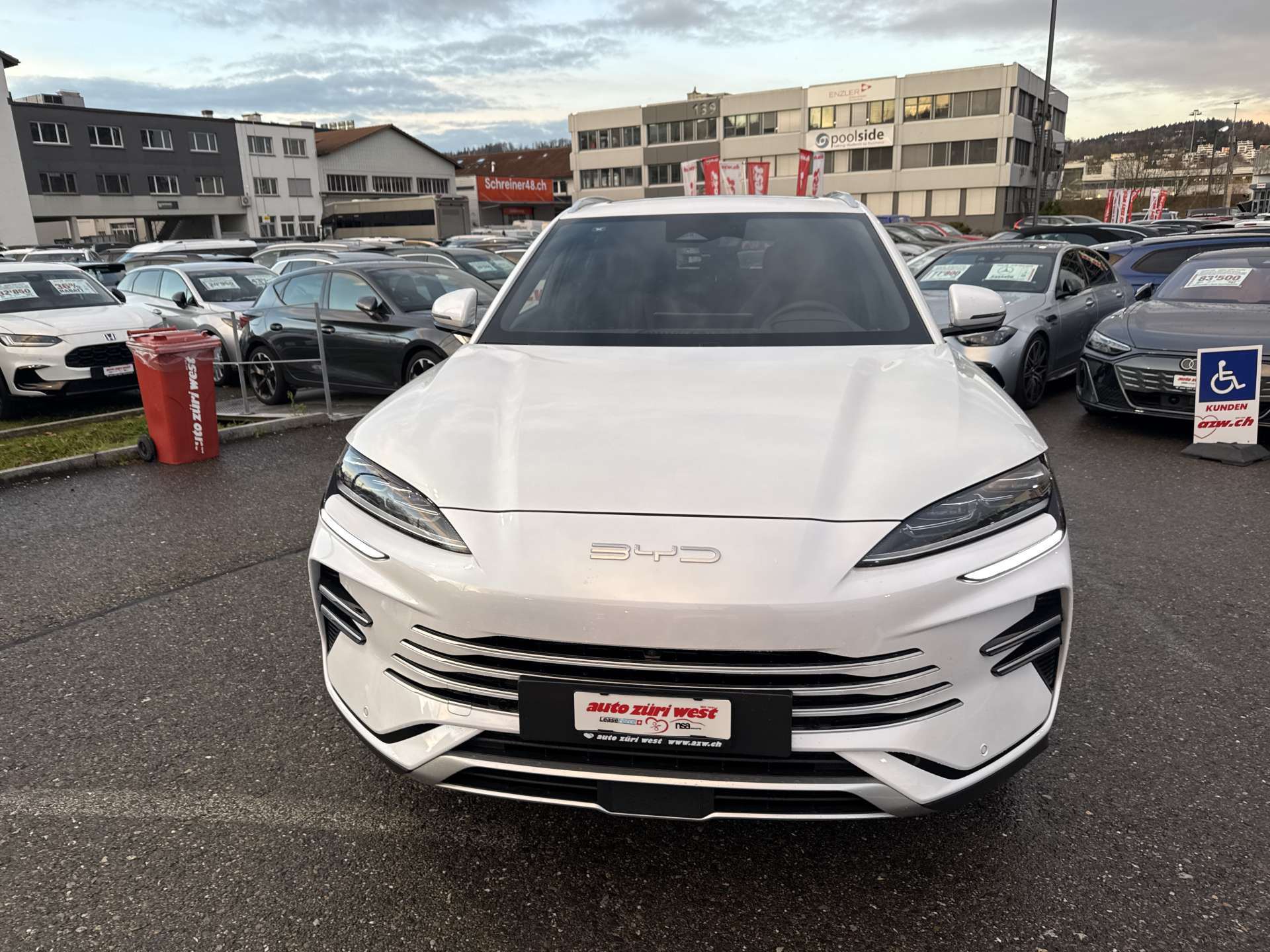 BYD Seal U DM-i PHEV Design AWD 324PS Automat-image-12