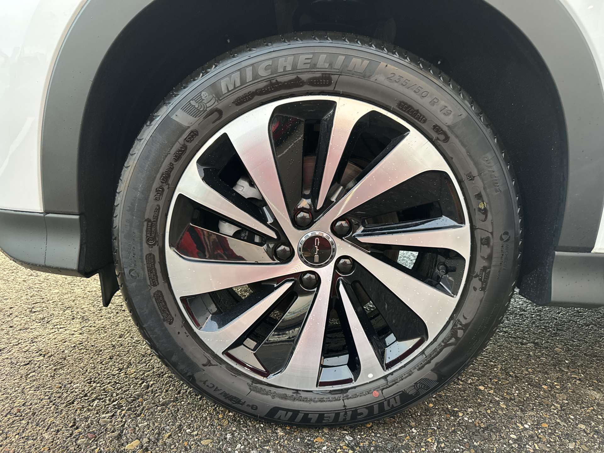 BYD Seal U DM-i PHEV Design AWD 324PS Automat-image-7
