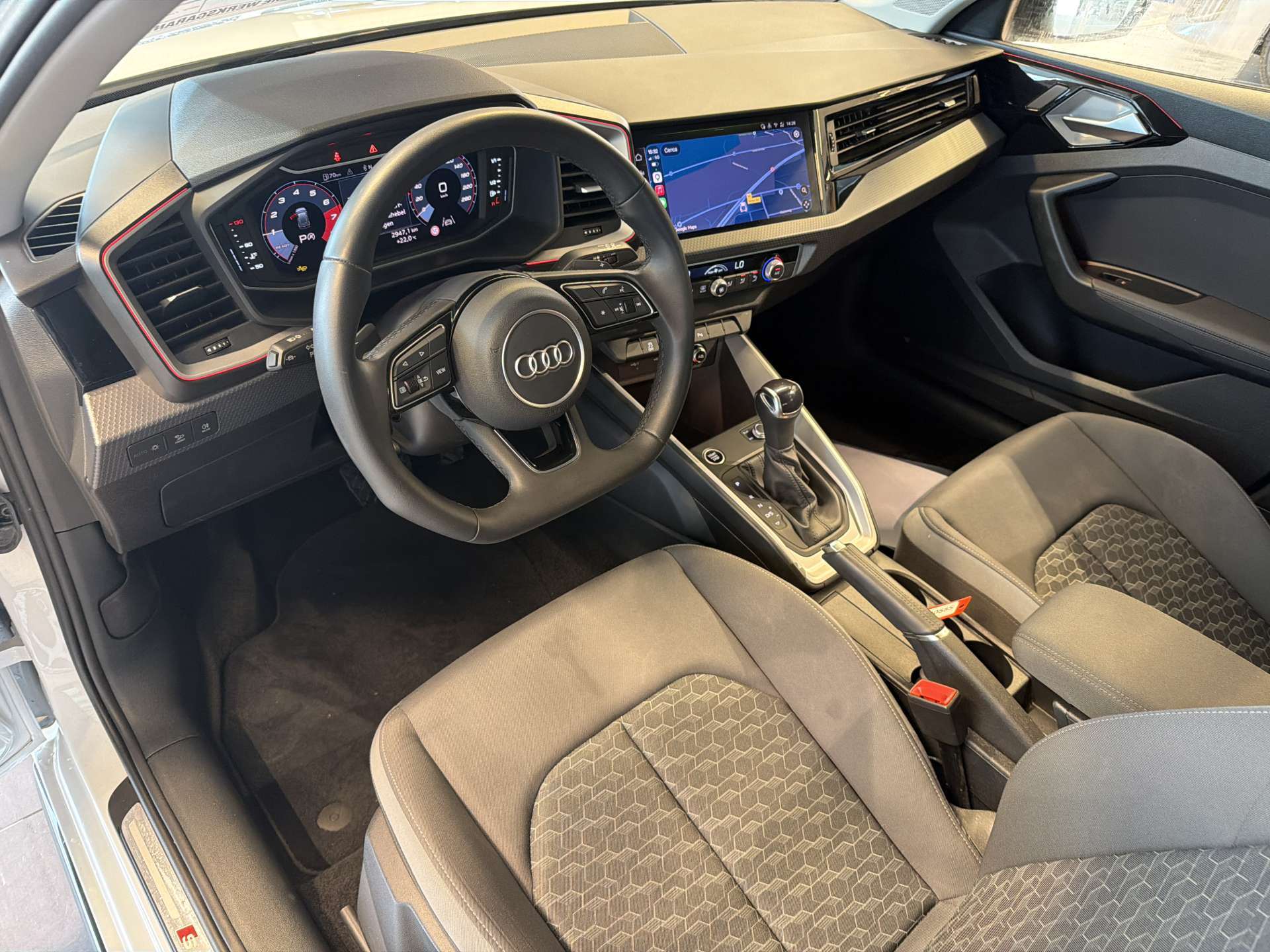 AUDI A1 Sportback 30 TFSi S-Line Black-Edition S-Tronic Automat-image-5