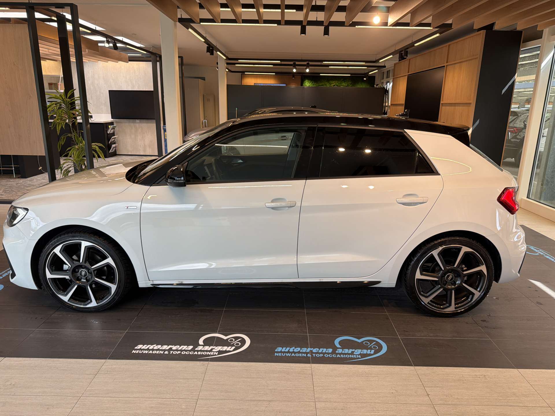 AUDI A1 Sportback 30 TFSi S-Line Black-Edition S-Tronic Automat-image-13