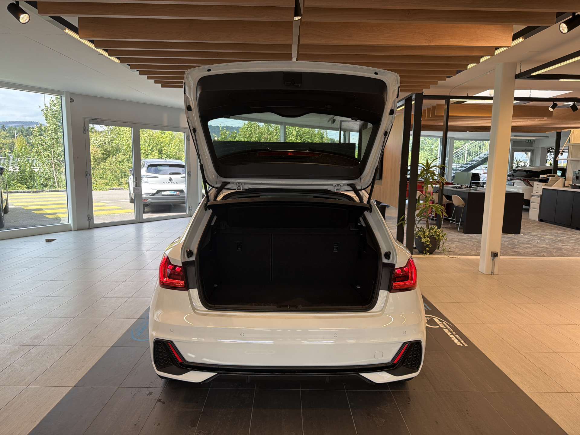 AUDI A1 Sportback 30 TFSi S-Line Black-Edition S-Tronic Automat-image-7